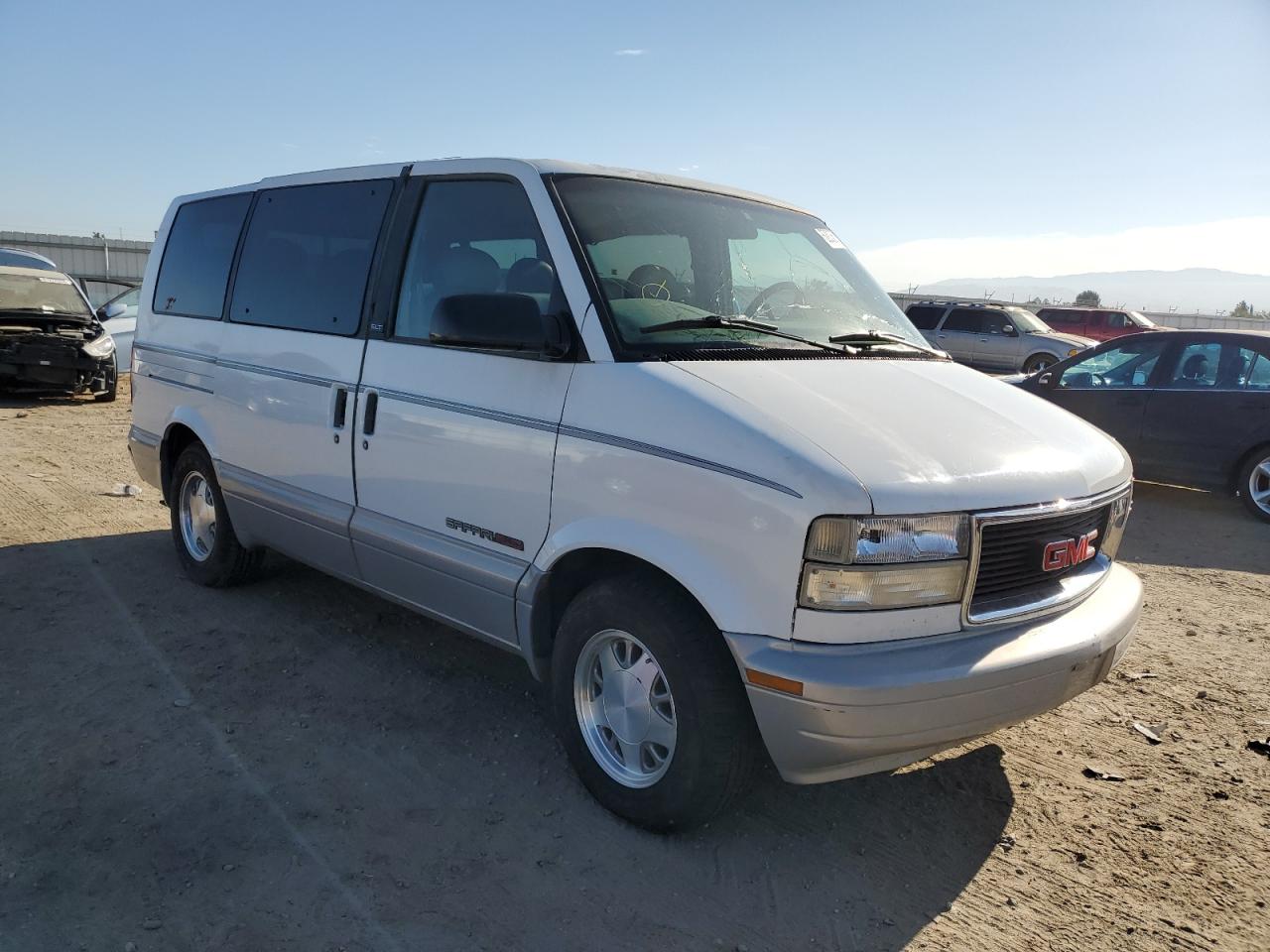 Photo 3 VIN: 1GKEL19W4VB511480 - GMC SAFARI 