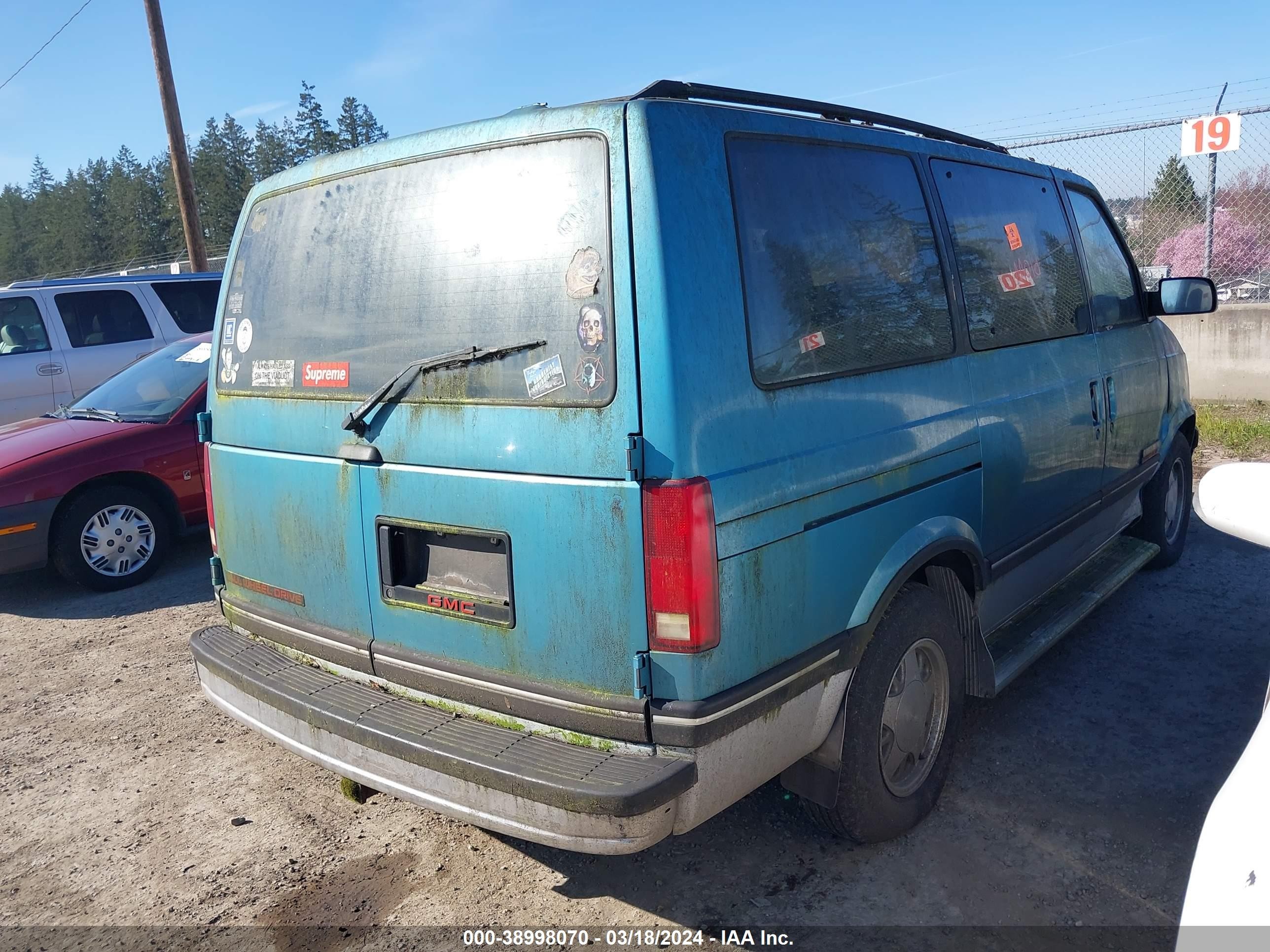 Photo 3 VIN: 1GKEL19W6PB536061 - GMC SAFARI 