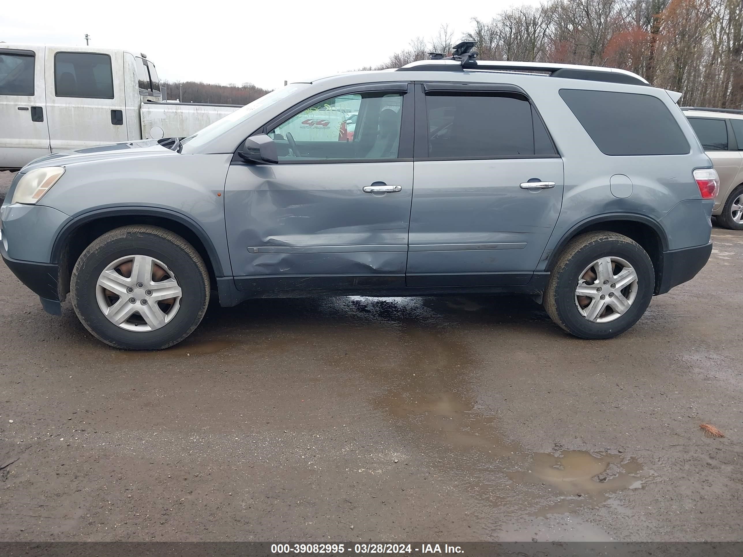 Photo 13 VIN: 1GKER13767J133817 - GMC ACADIA 