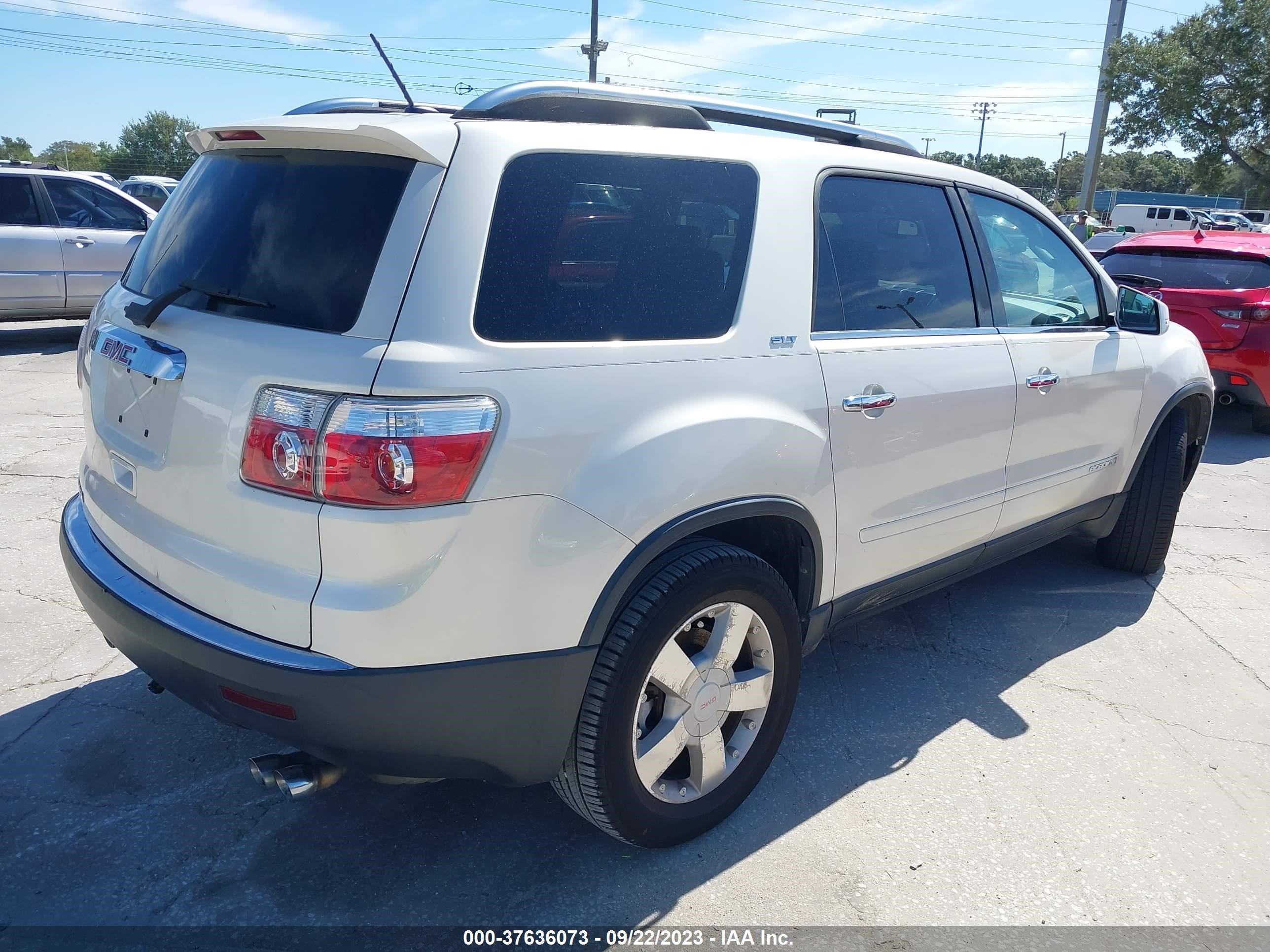 Photo 3 VIN: 1GKER23748J301235 - GMC ACADIA 