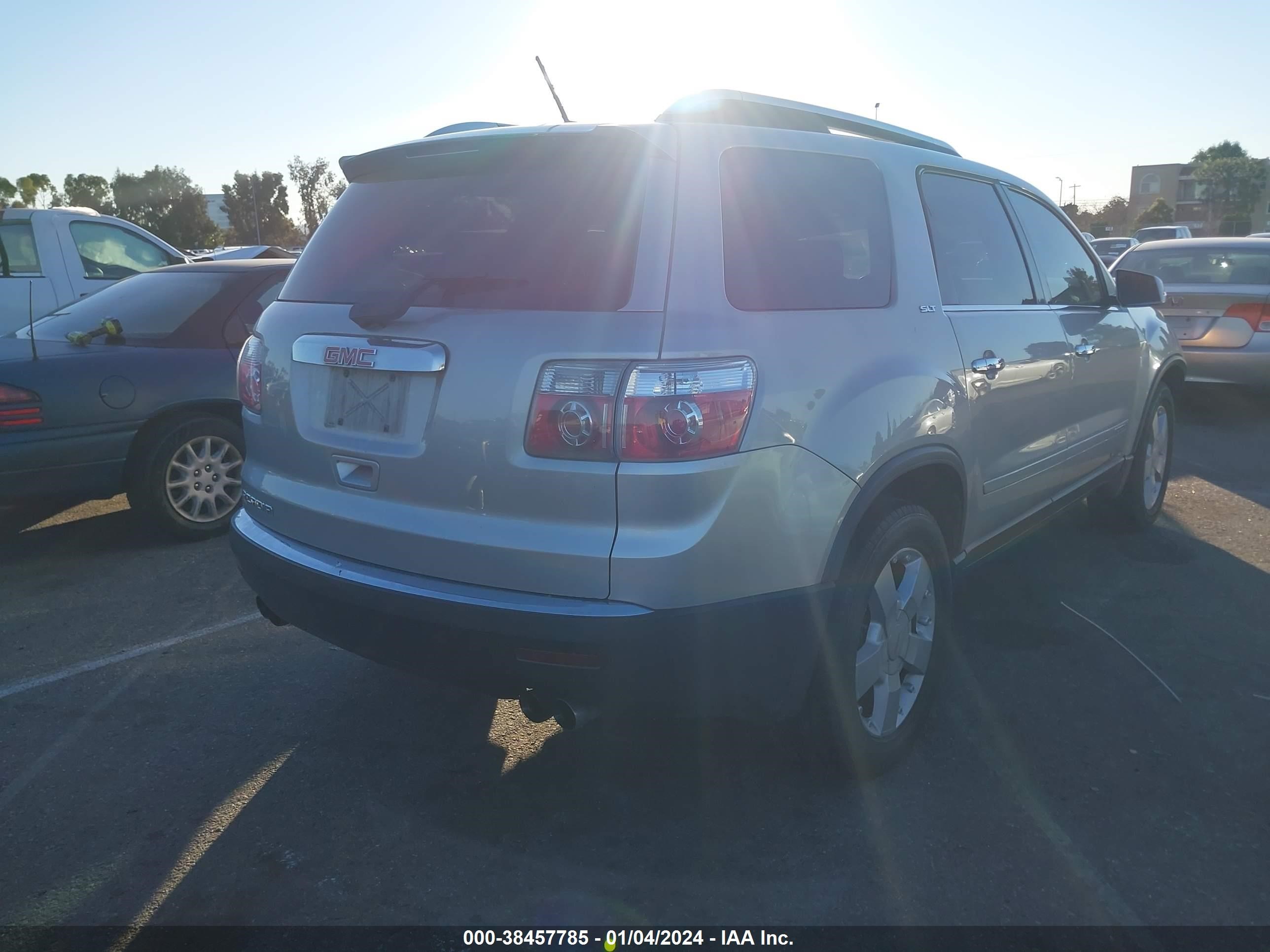 Photo 3 VIN: 1GKER237X8J201463 - GMC ACADIA 