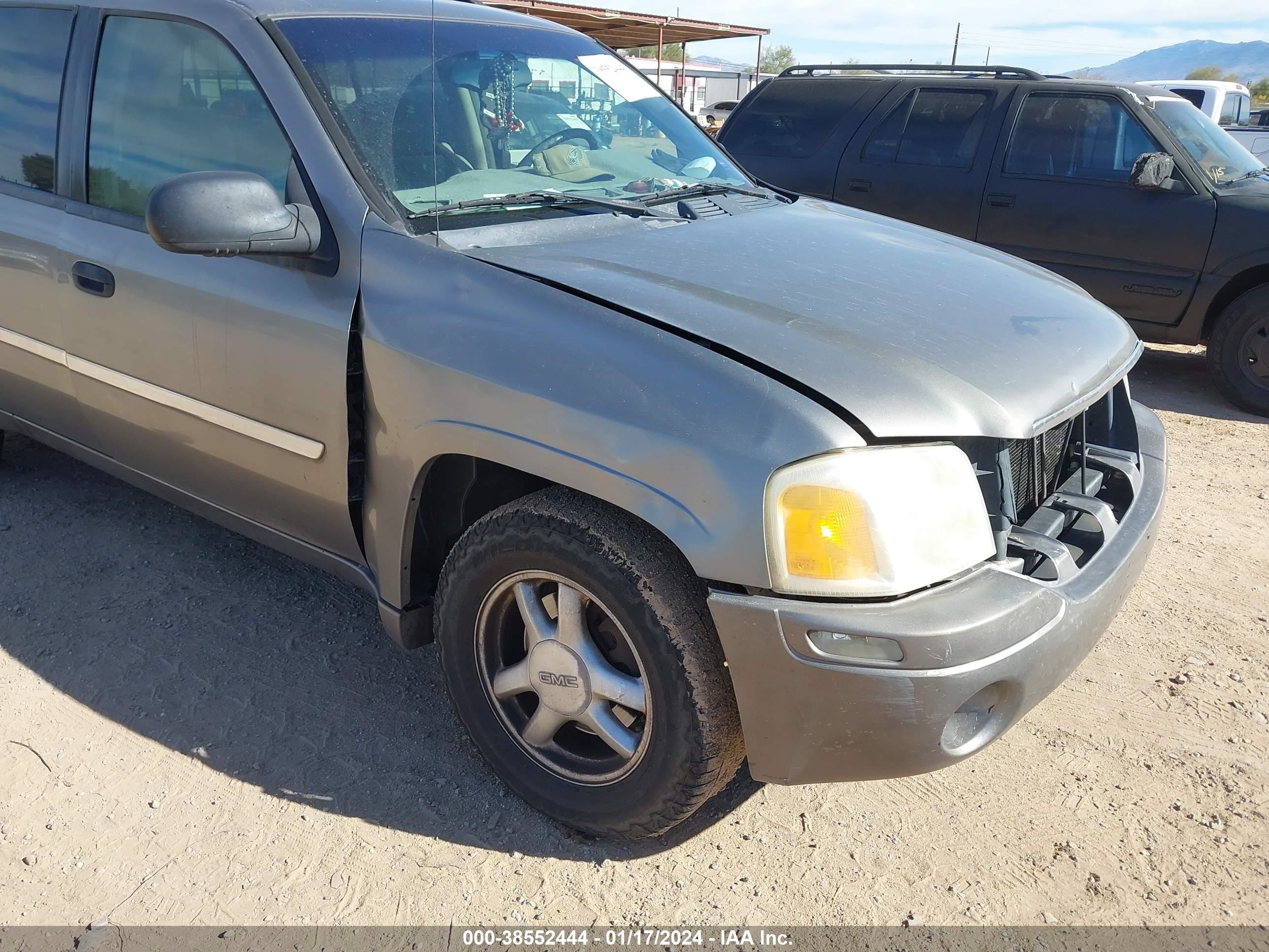 Photo 5 VIN: 1GKES16S166107437 - GMC ENVOY 