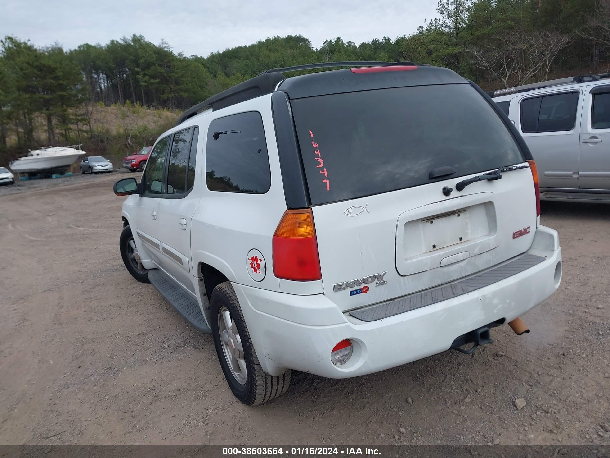 Photo 2 VIN: 1GKES16S536164347 - GMC ENVOY 