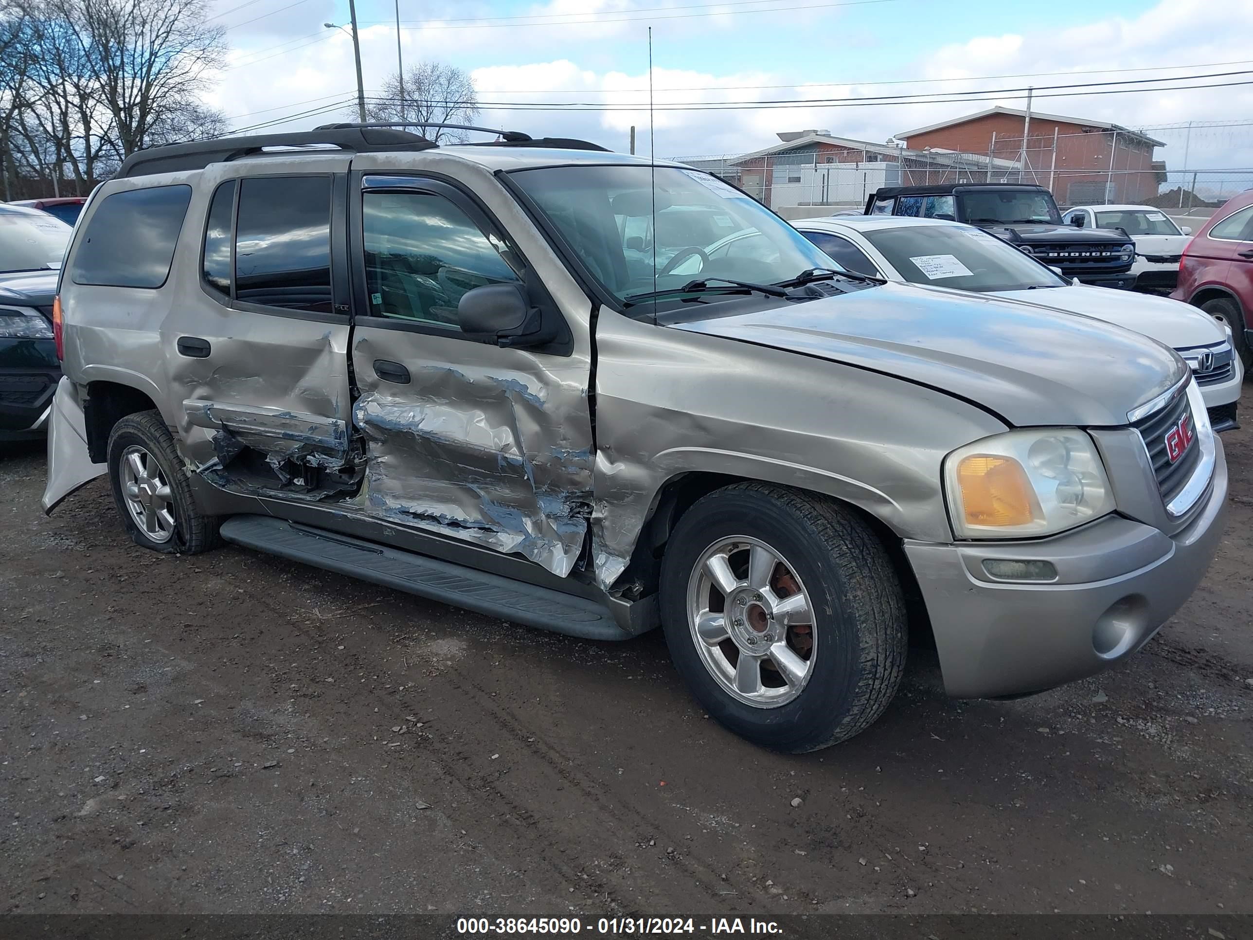 Photo 12 VIN: 1GKES16S936221018 - GMC ENVOY 