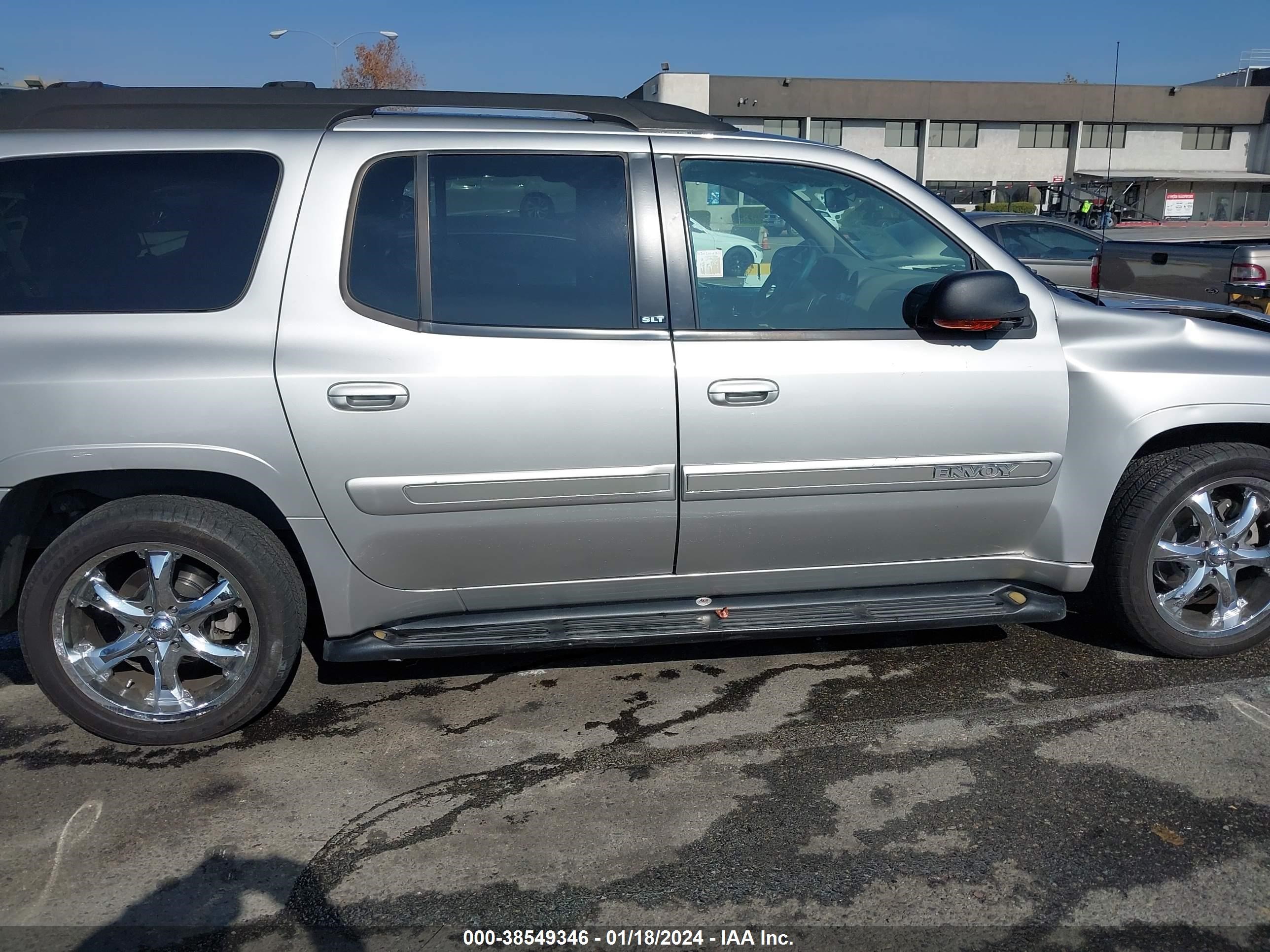 Photo 12 VIN: 1GKES16SX46165009 - GMC ENVOY 