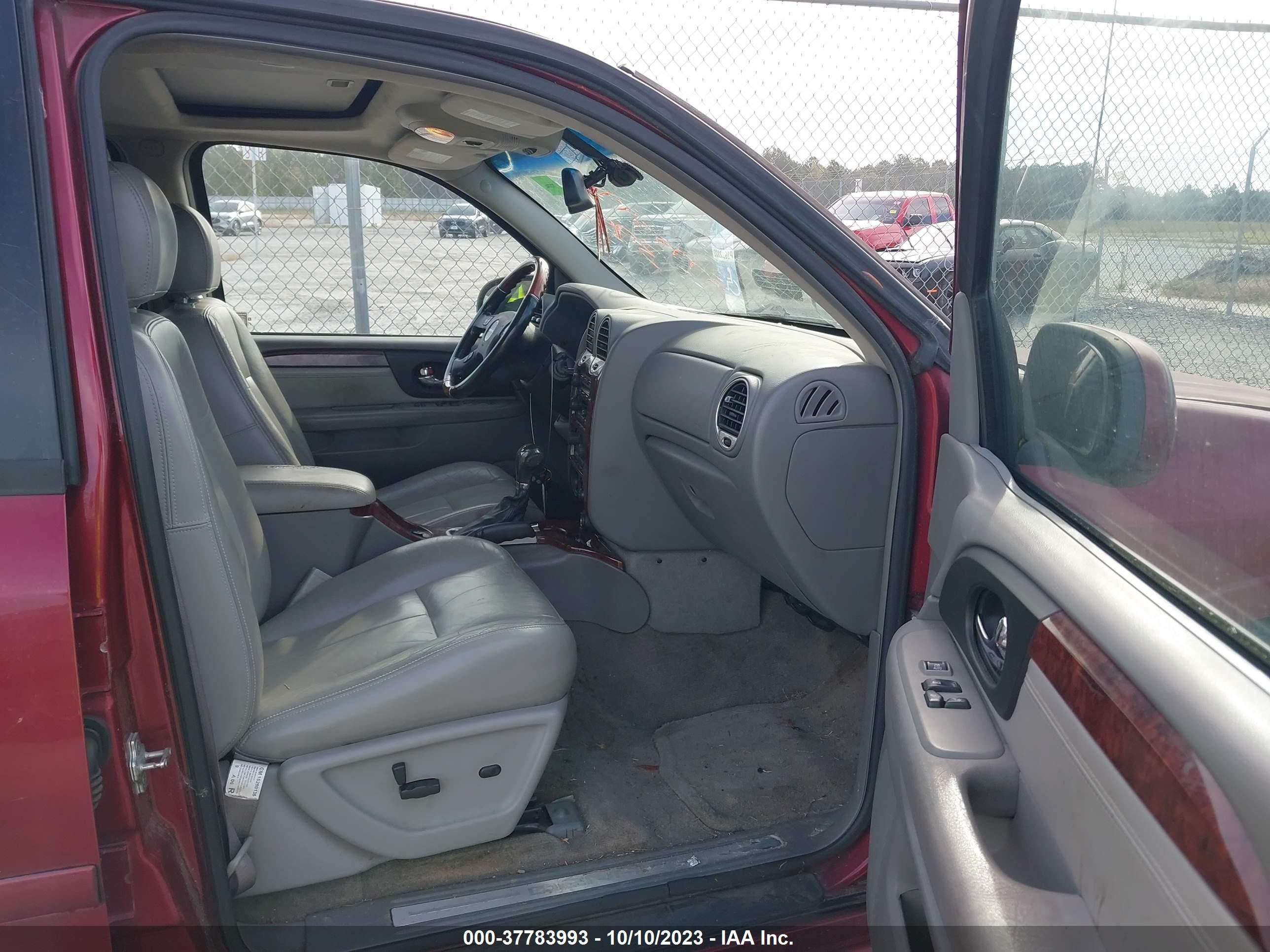 Photo 4 VIN: 1GKES63M662255769 - GMC ENVOY 