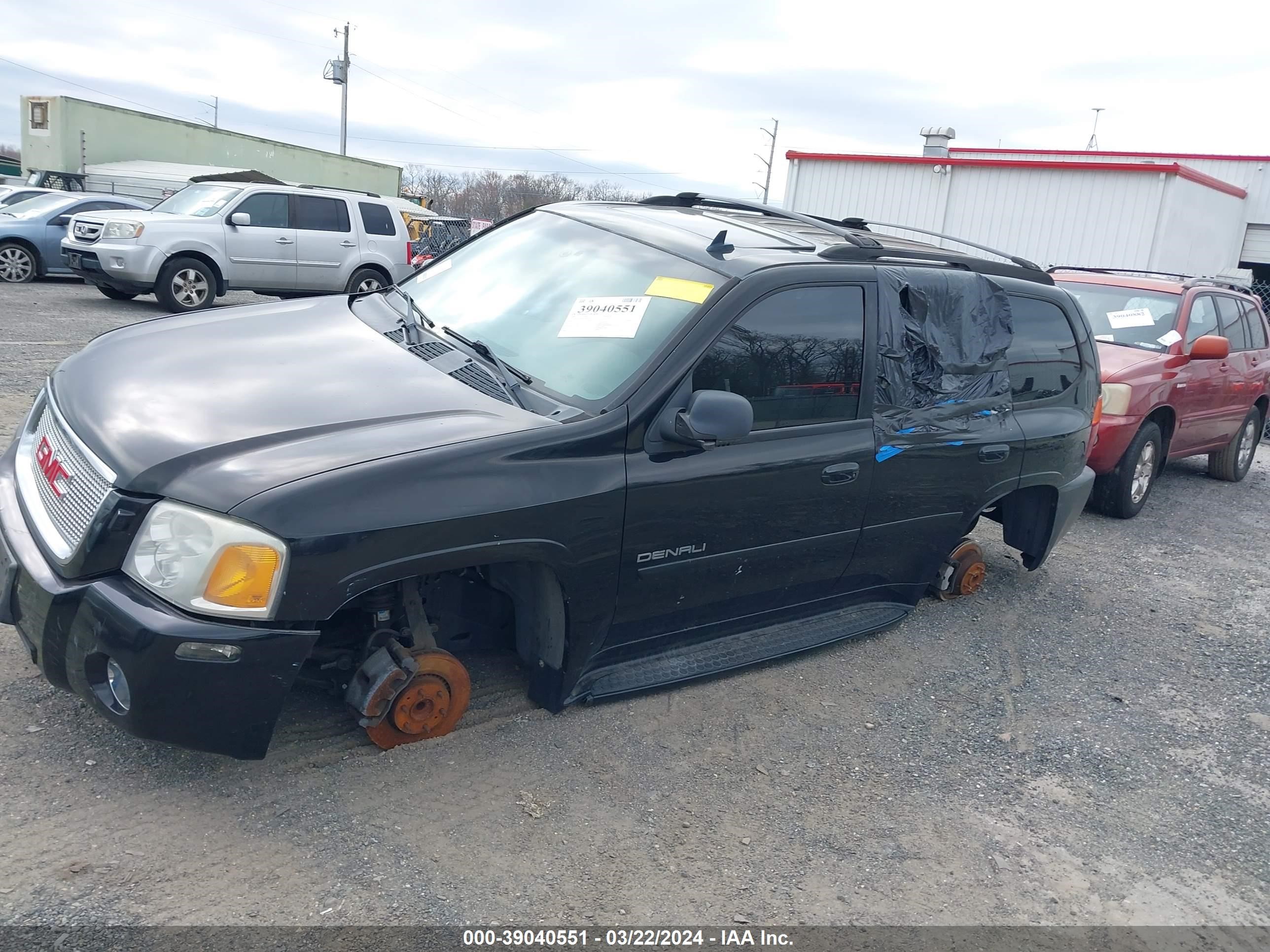 Photo 1 VIN: 1GKES63M862264196 - GMC ENVOY 