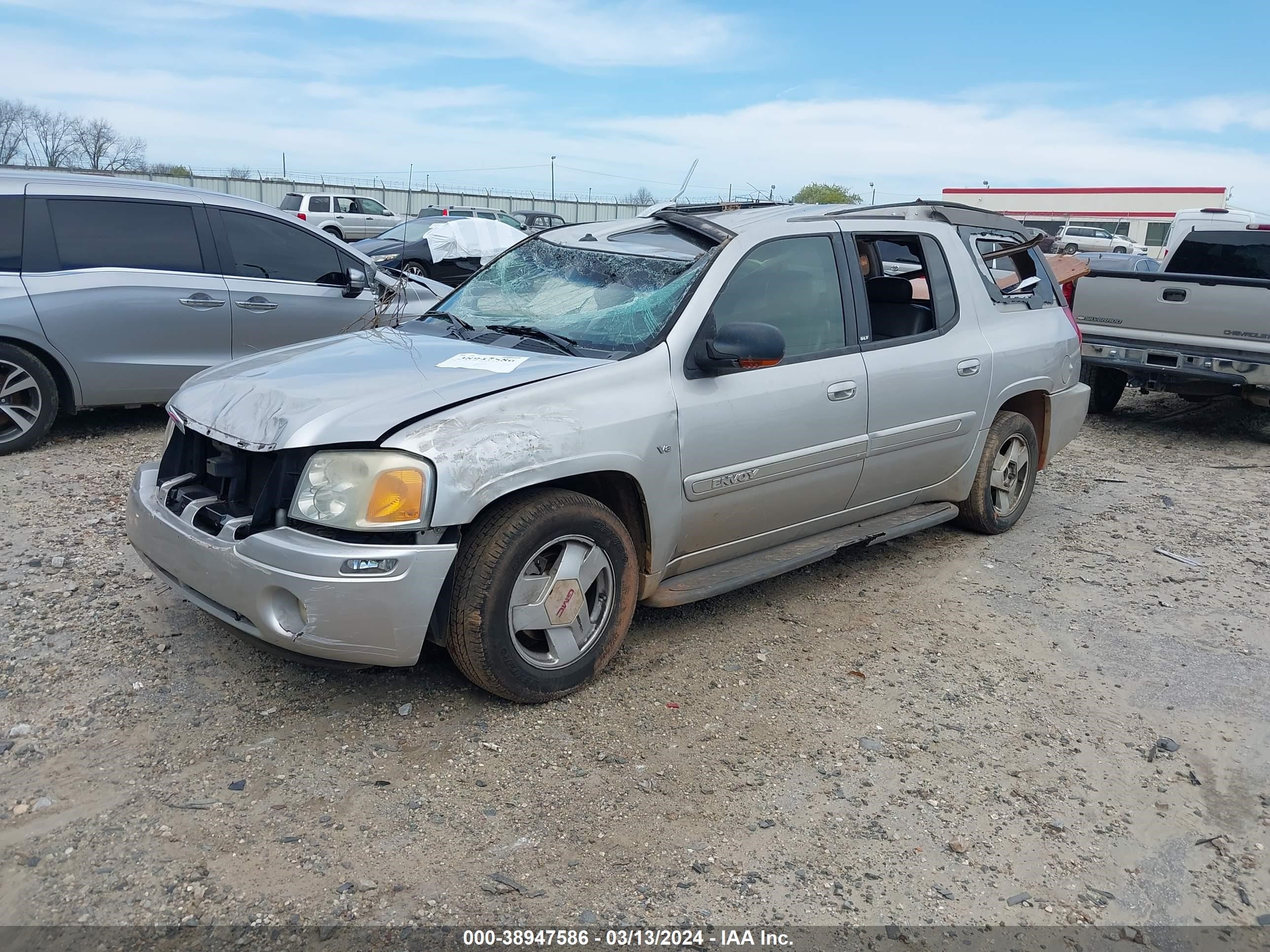 Photo 1 VIN: 1GKET12P246196124 - GMC ALL 