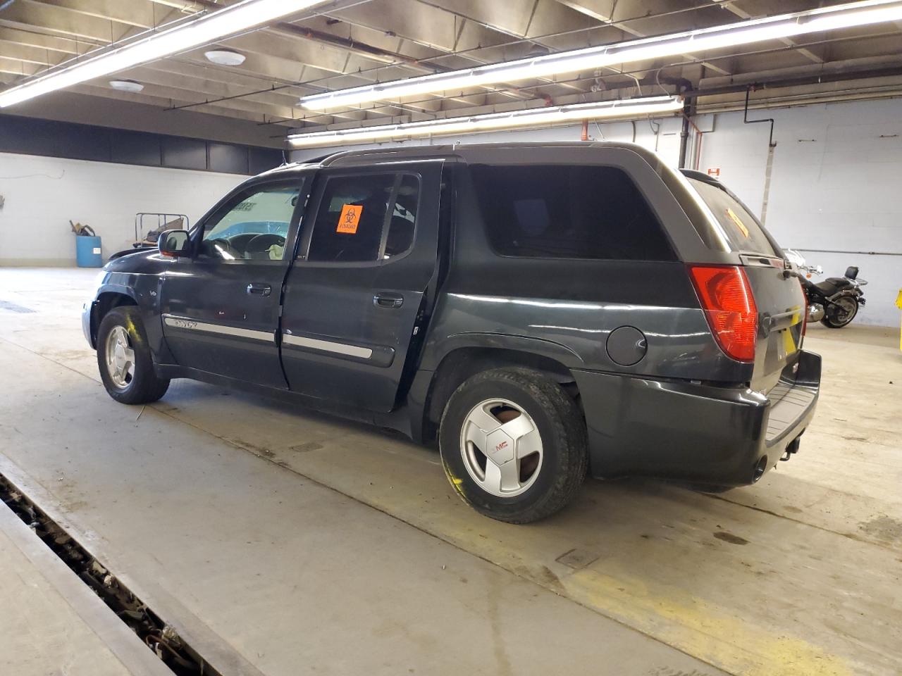 Photo 1 VIN: 1GKET12PX46103110 - GMC ENVOY 