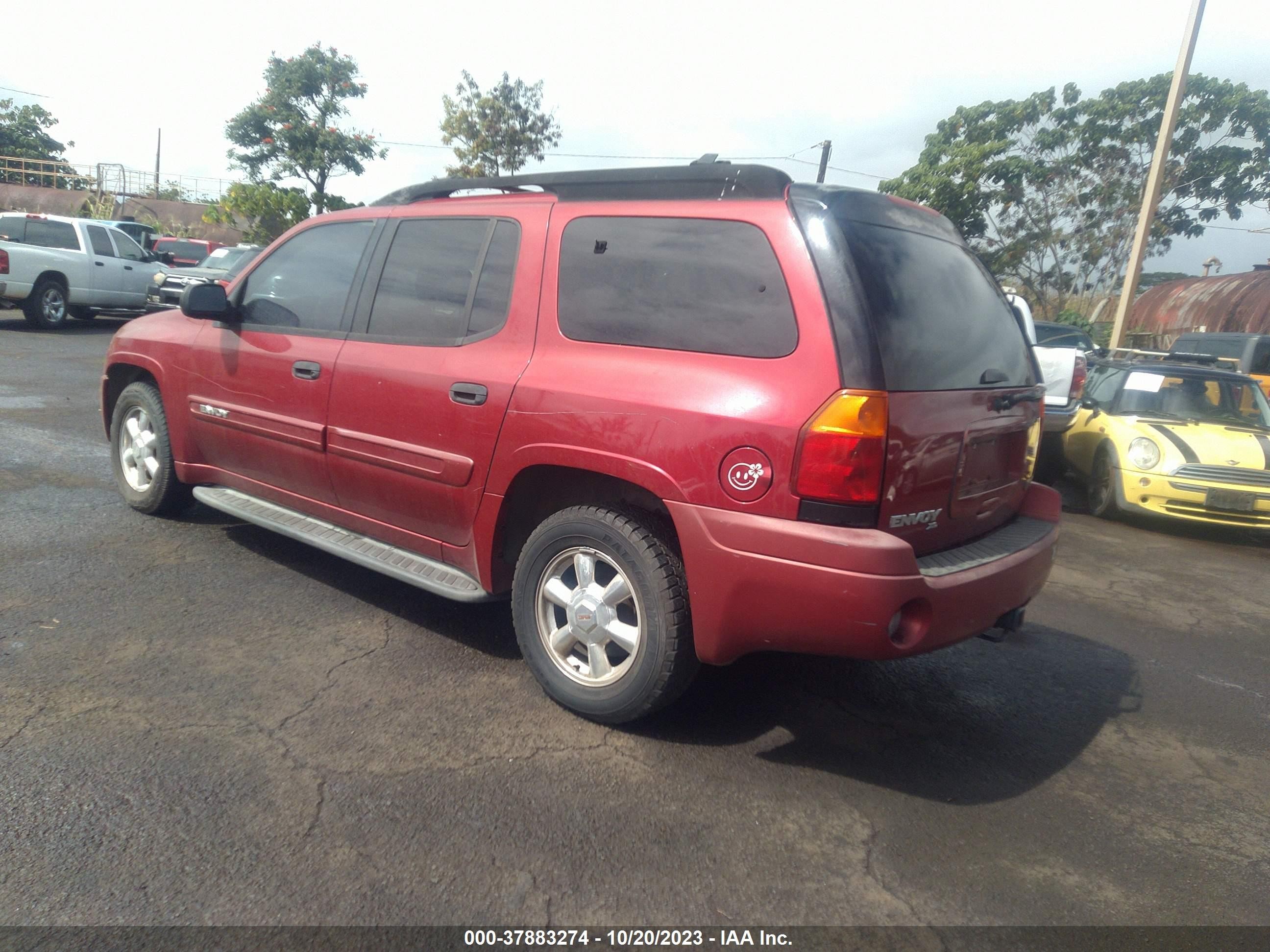 Photo 2 VIN: 1GKET16S136114803 - GMC ENVOY 