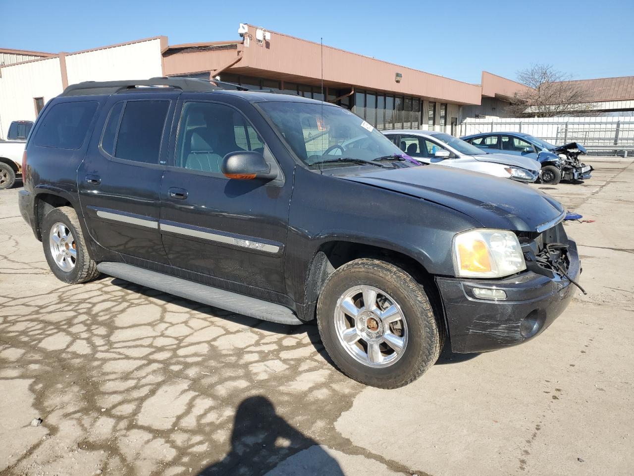 Photo 3 VIN: 1GKET16S136166917 - GMC ENVOY 