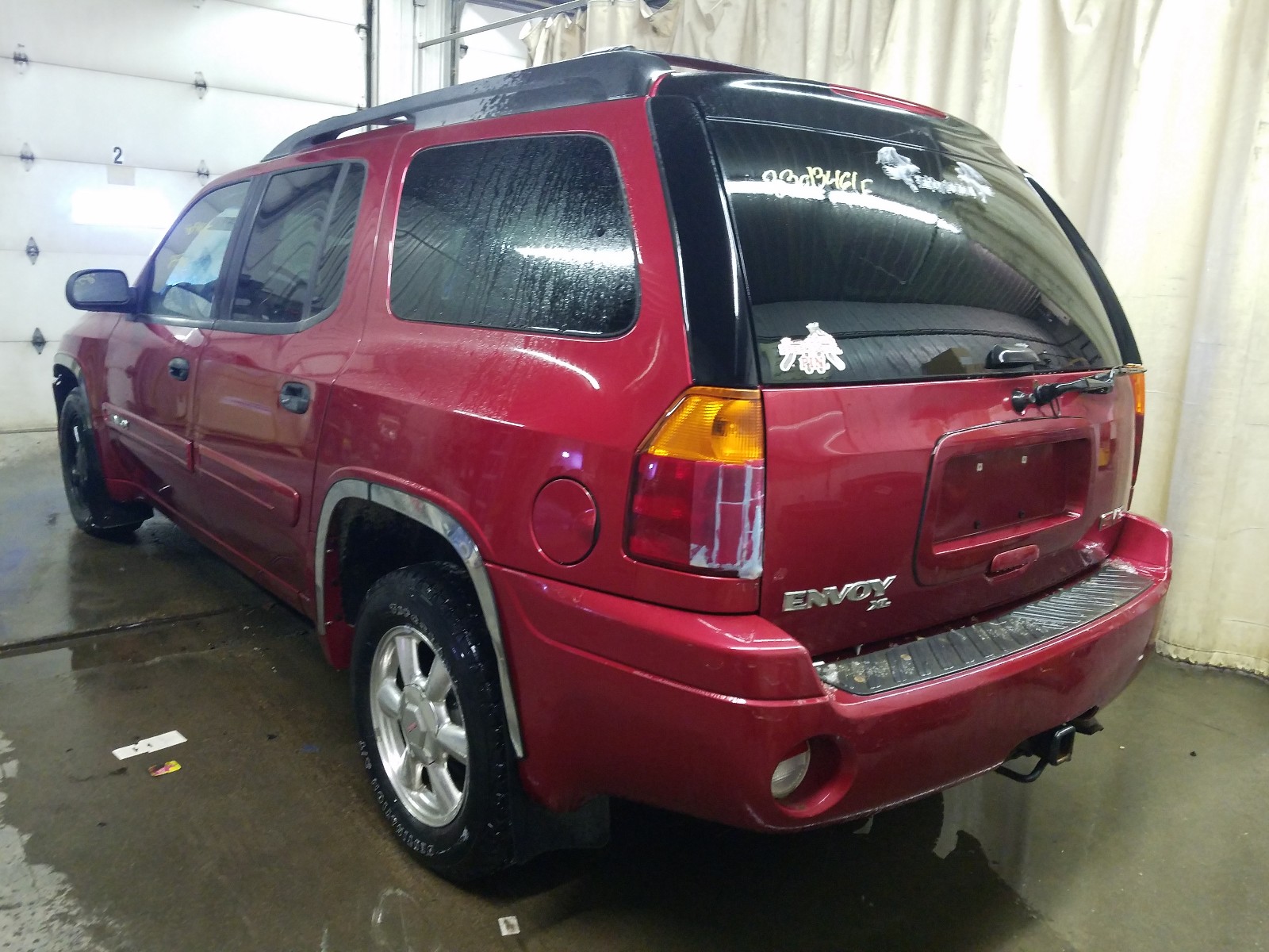 Photo 2 VIN: 1GKET16S246239147 - GMC ENVOY XL 