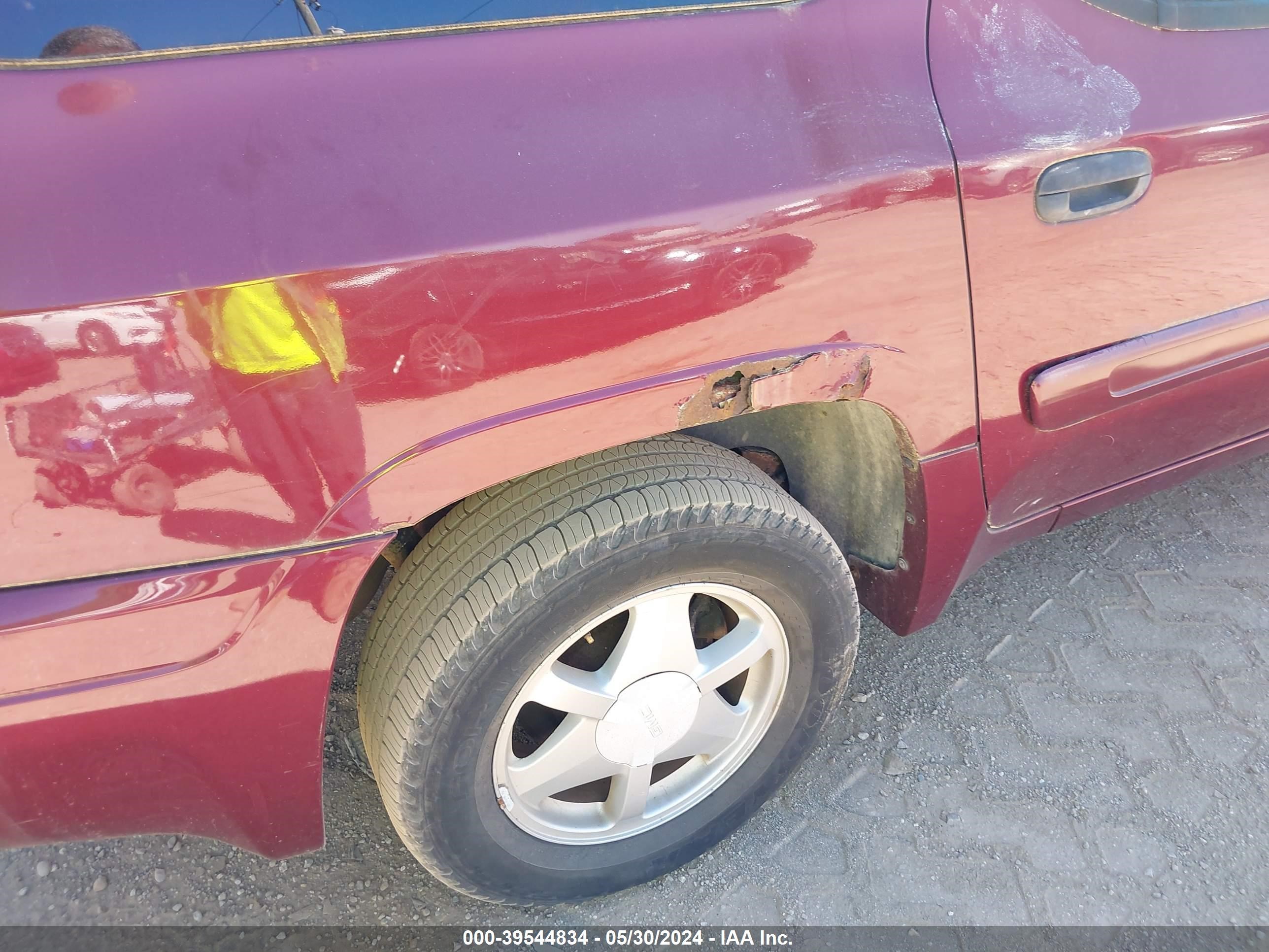 Photo 11 VIN: 1GKET16S326108273 - GMC ENVOY 