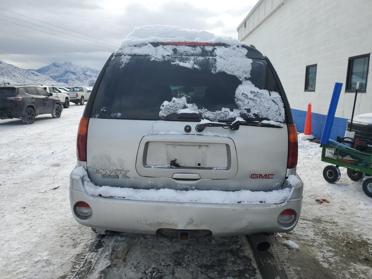 Photo 5 VIN: 1GKET16S356142203 - GMC ENVOY 