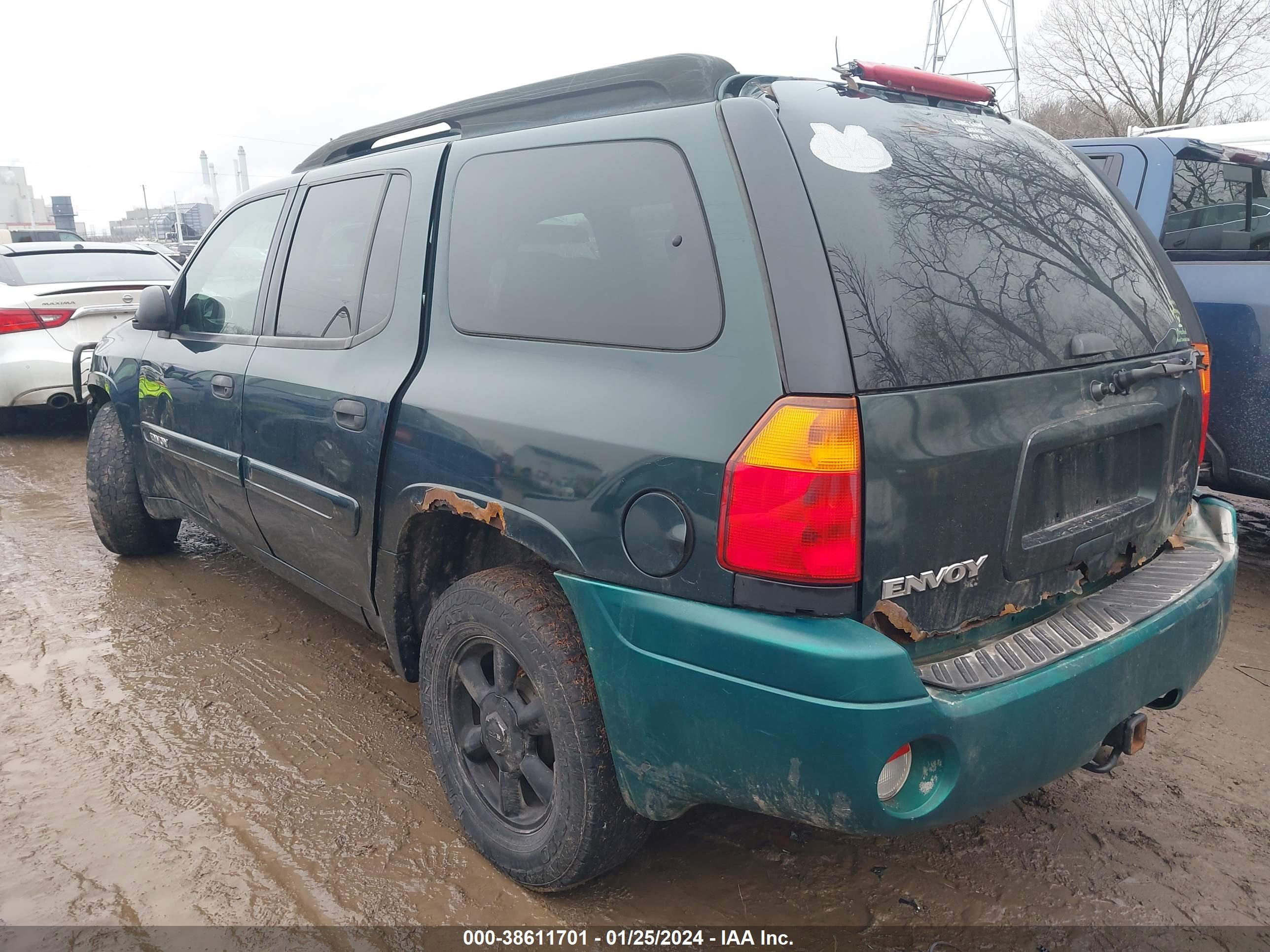 Photo 2 VIN: 1GKET16S546194690 - GMC ENVOY 