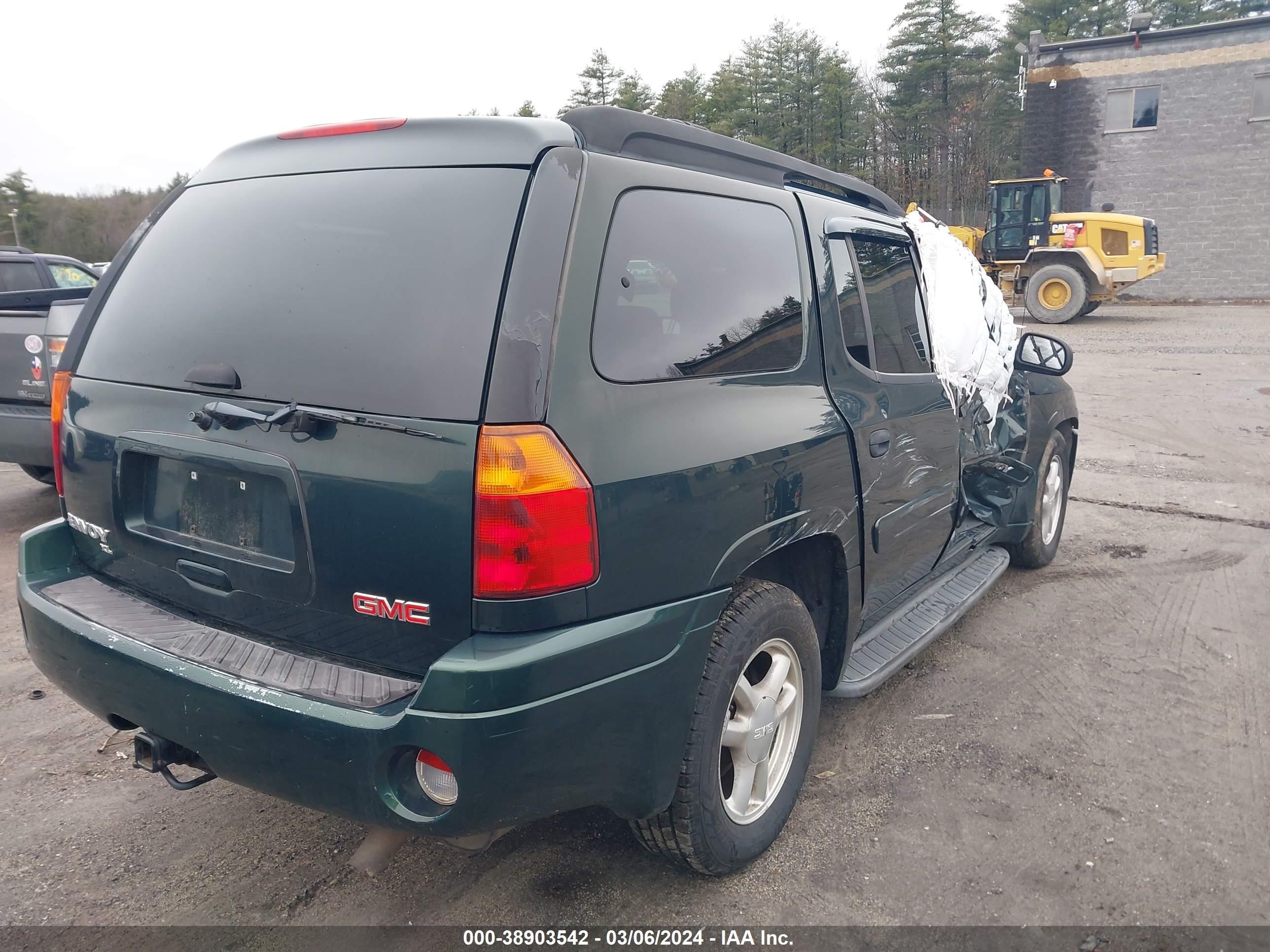 Photo 3 VIN: 1GKET16S646186579 - GMC ENVOY 