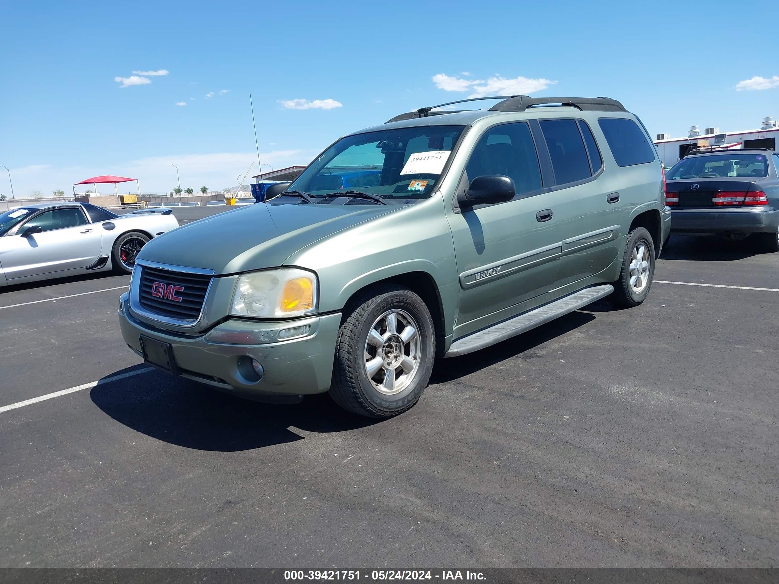 Photo 1 VIN: 1GKET16S746230217 - GMC ENVOY 