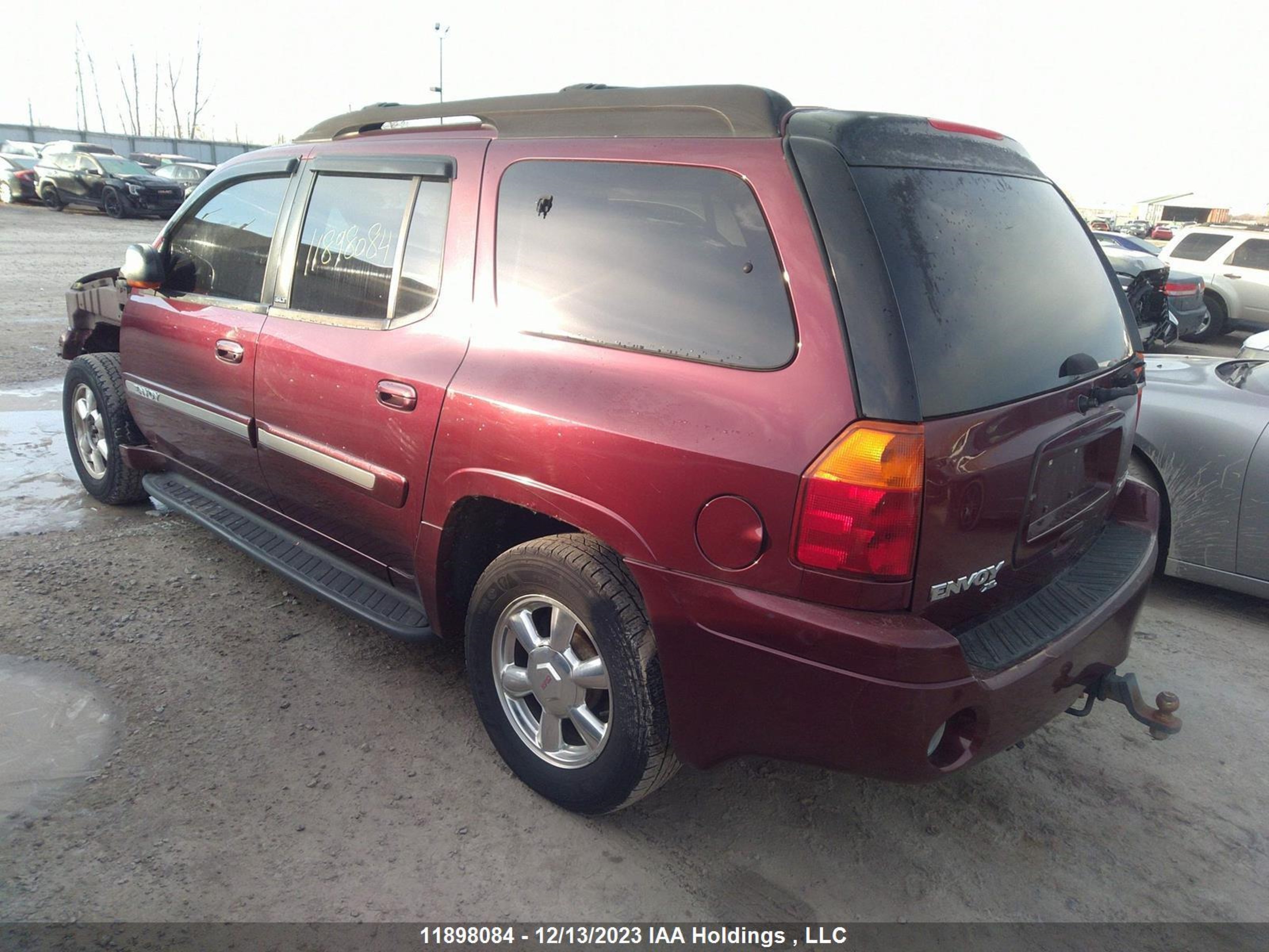 Photo 2 VIN: 1GKET16S836238714 - GMC ENVOY 