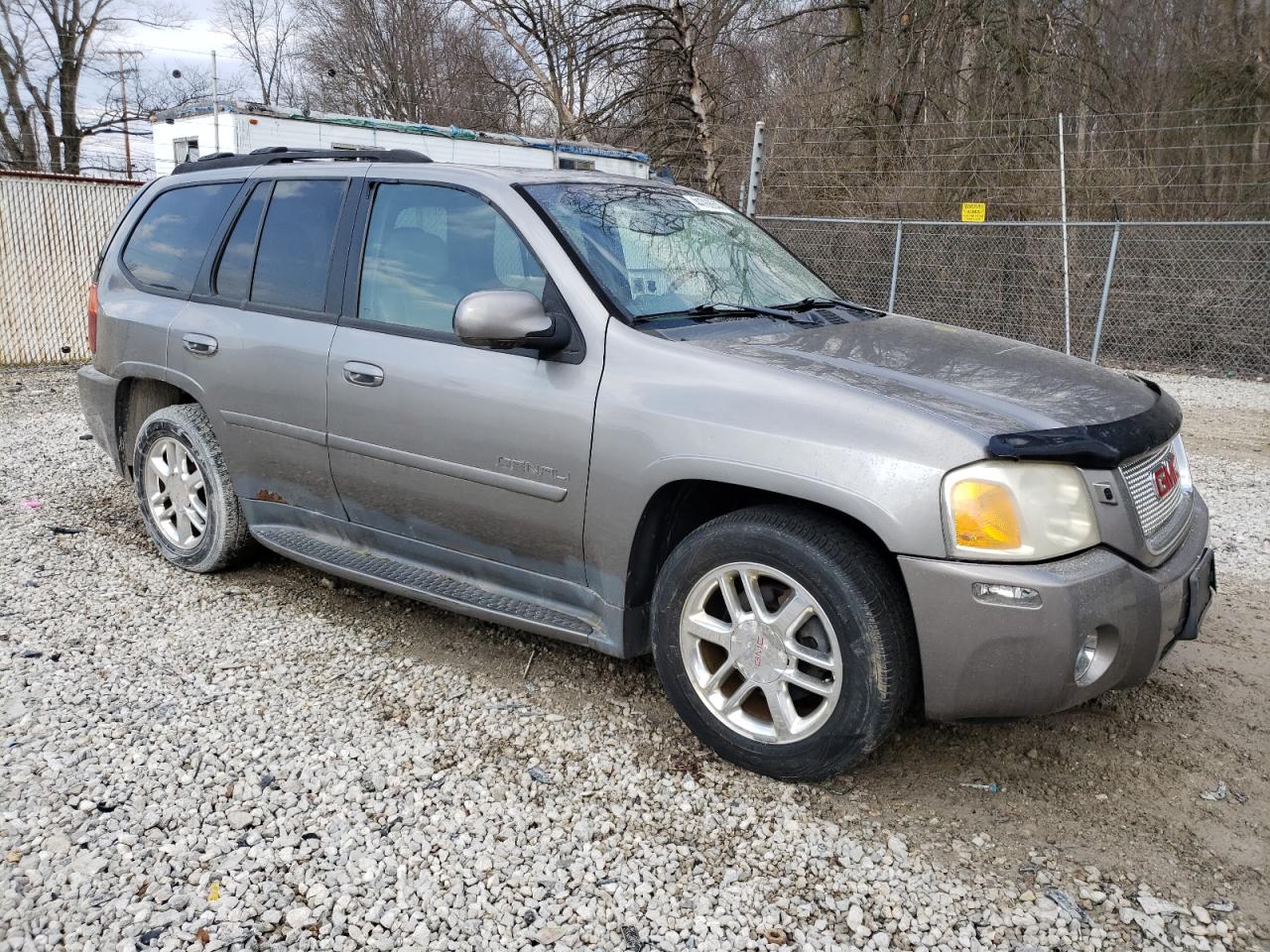 Photo 3 VIN: 1GKET63M062292989 - GMC ENVOY 