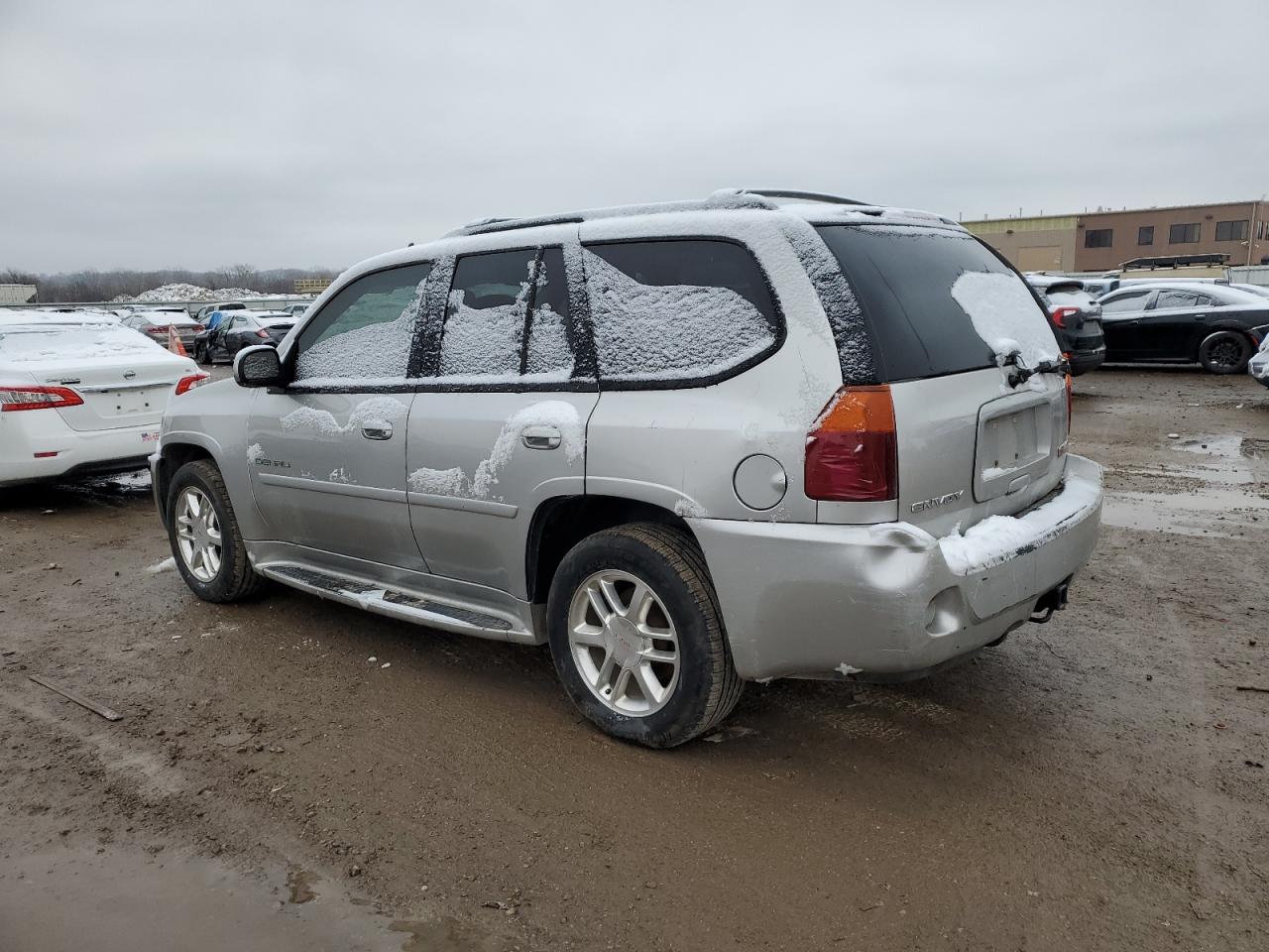 Photo 1 VIN: 1GKET63M462122389 - GMC ENVOY 