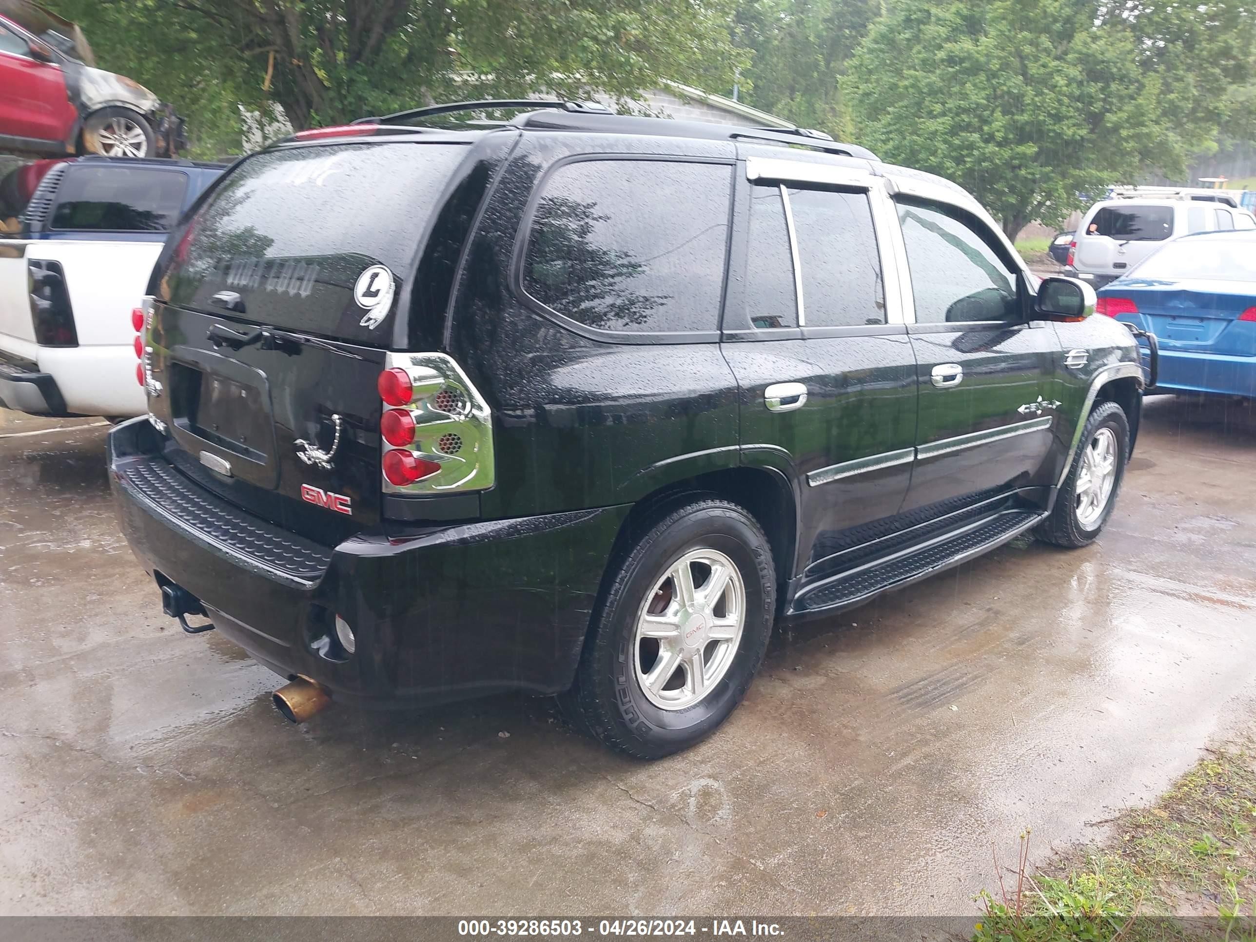 Photo 3 VIN: 1GKET63M652312211 - GMC ENVOY 