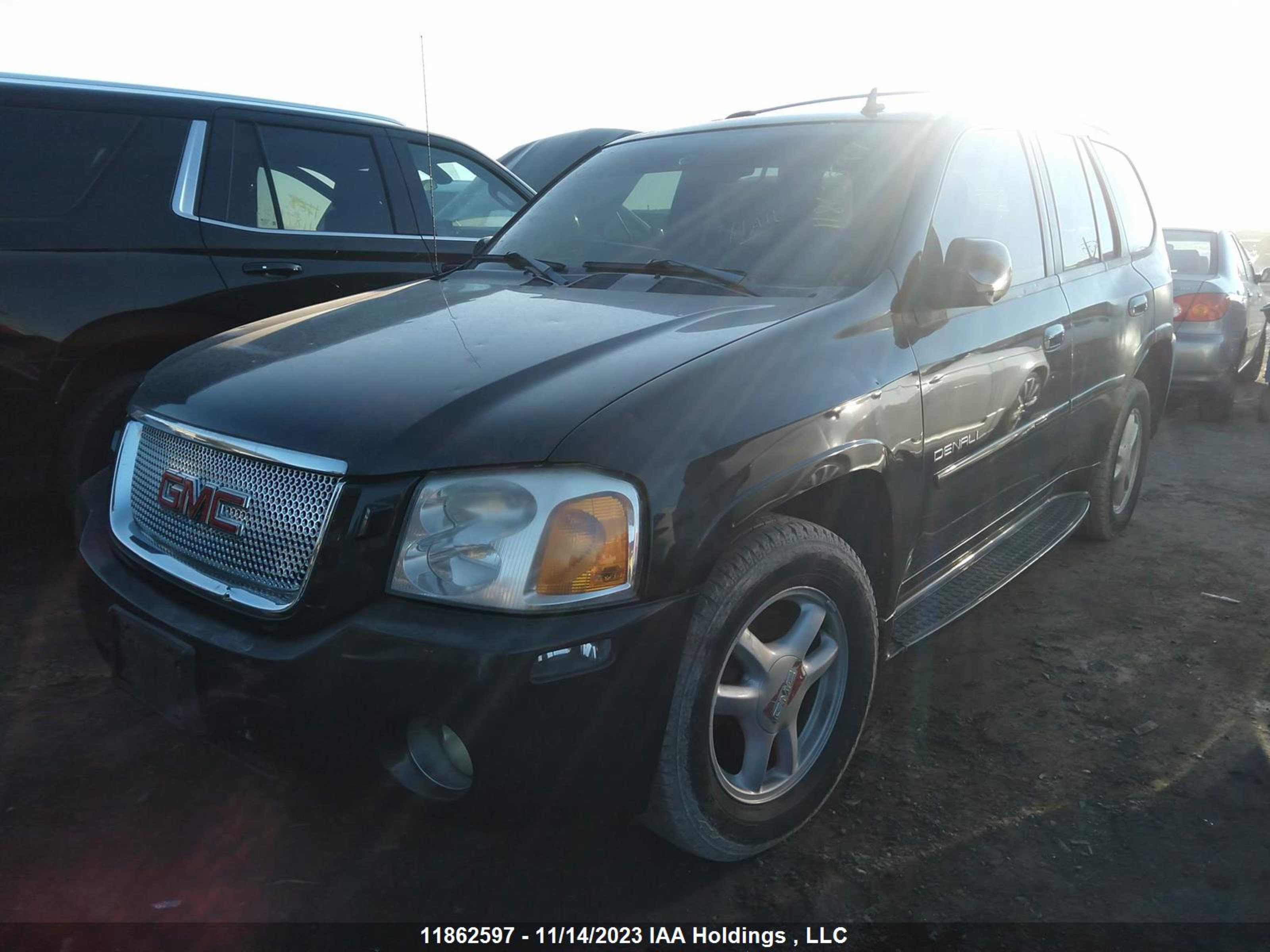 Photo 1 VIN: 1GKET63M662248303 - GMC ENVOY 