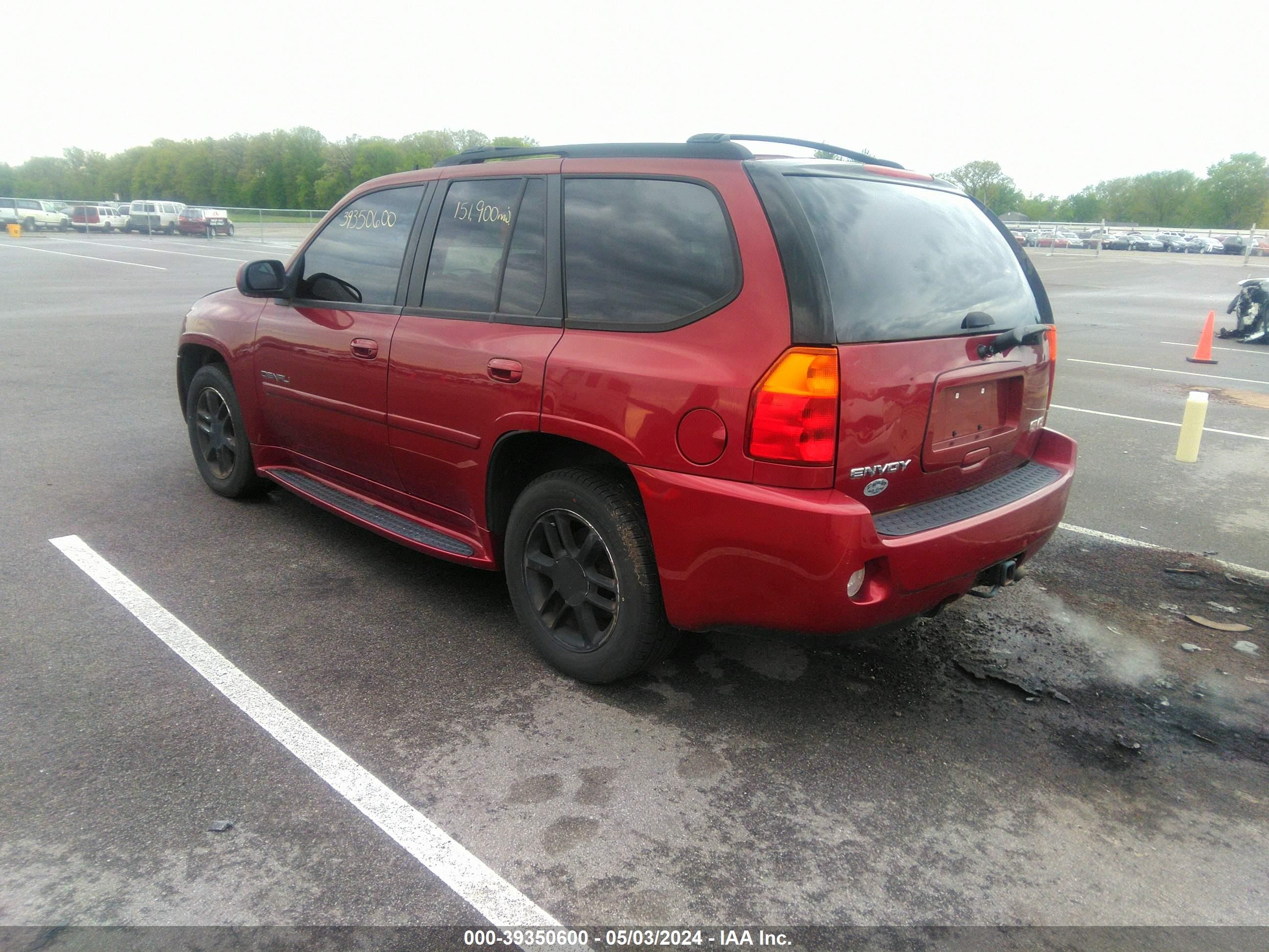 Photo 2 VIN: 1GKET63M672294330 - GMC ENVOY 