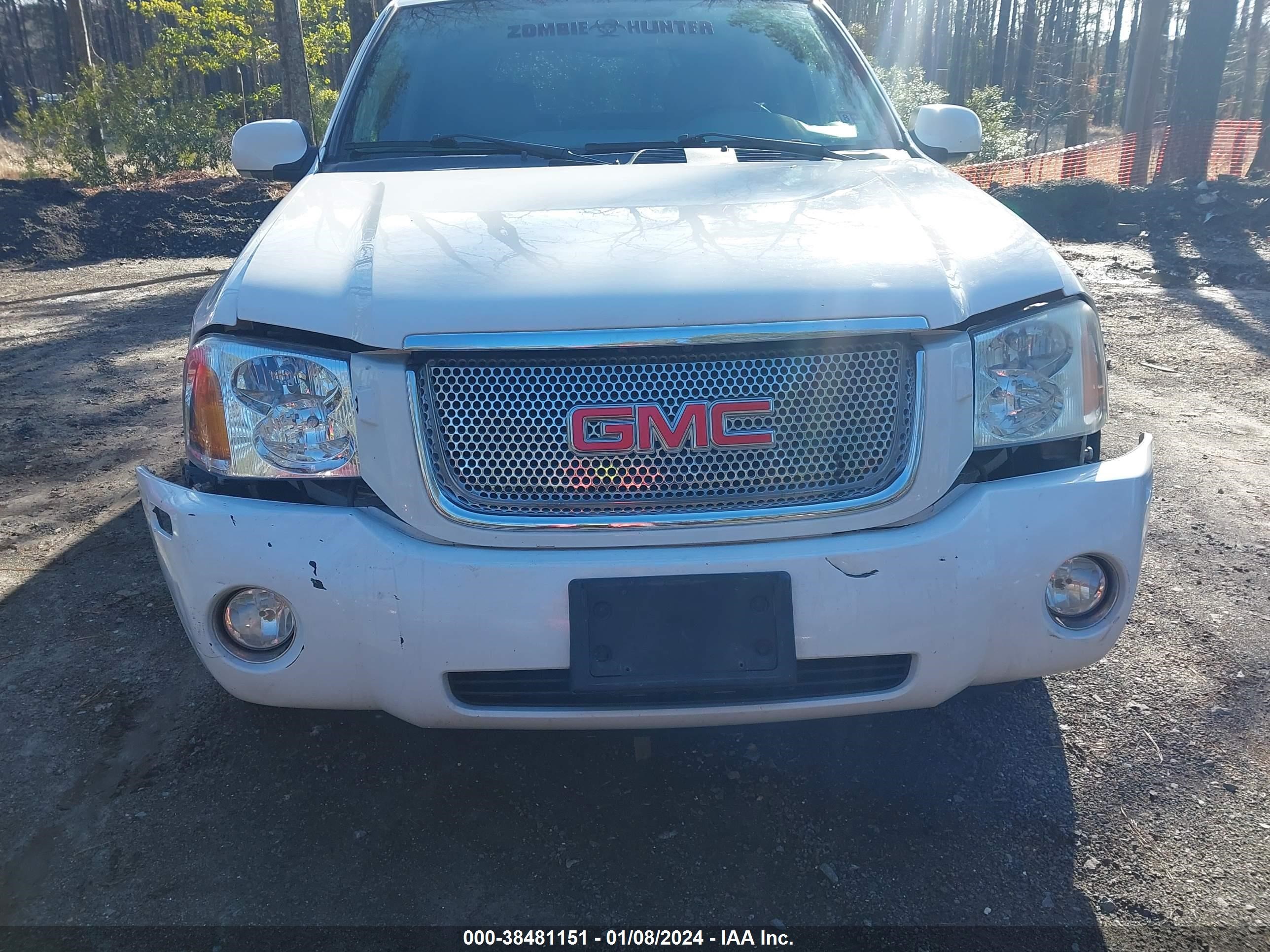 Photo 5 VIN: 1GKET63M872189594 - GMC ENVOY 