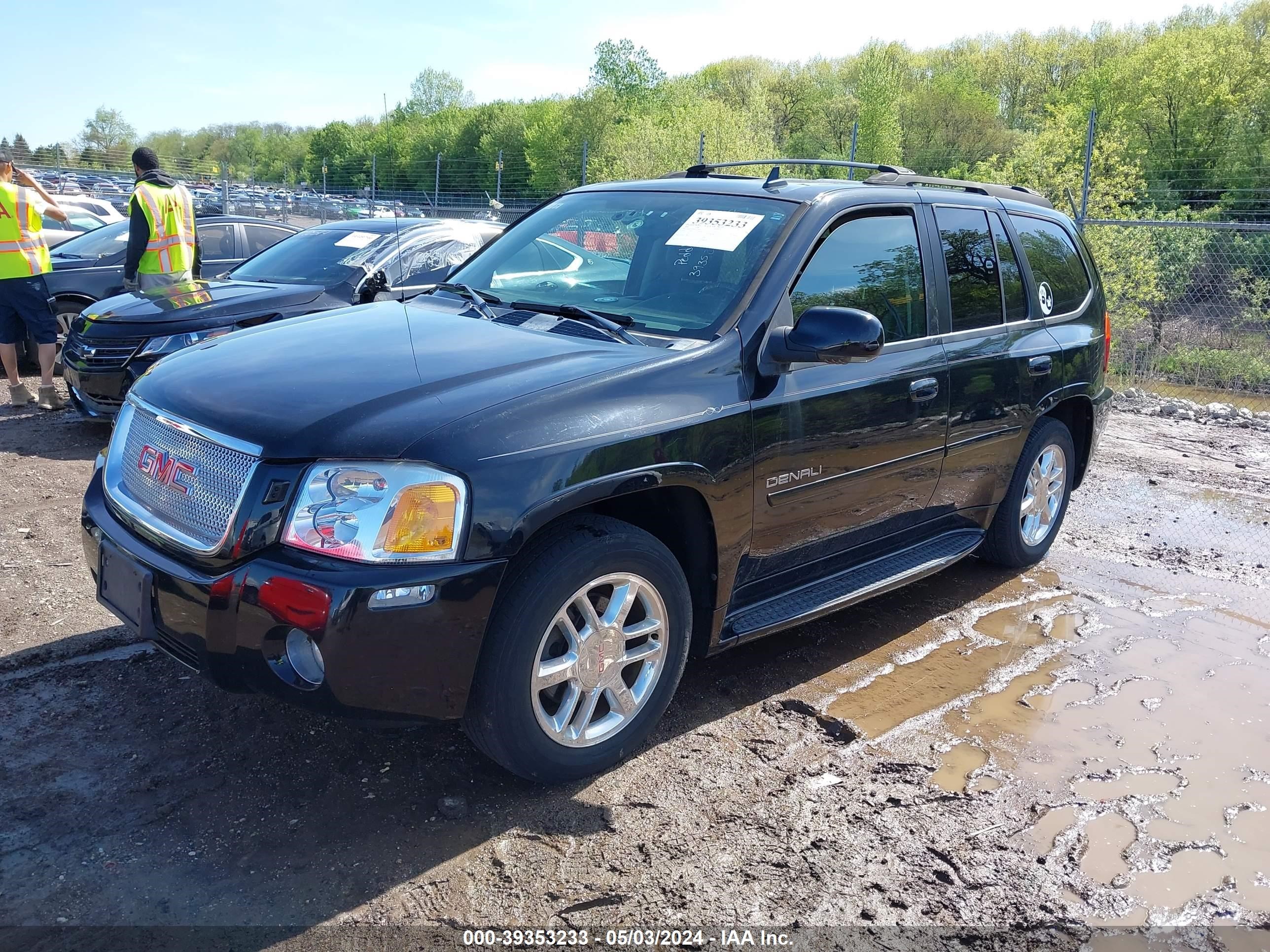 Photo 1 VIN: 1GKET63M962345589 - GMC ENVOY 