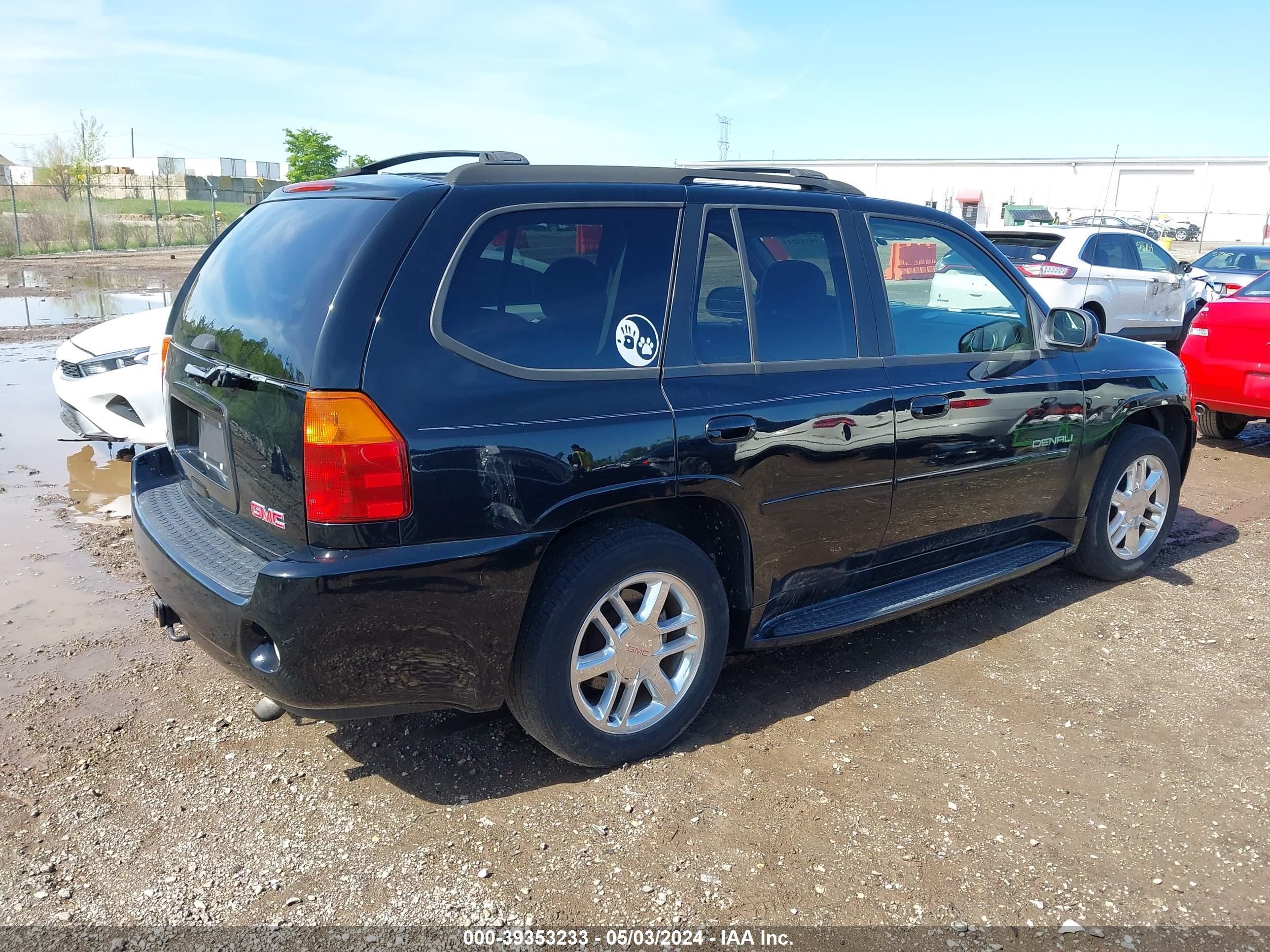 Photo 3 VIN: 1GKET63M962345589 - GMC ENVOY 