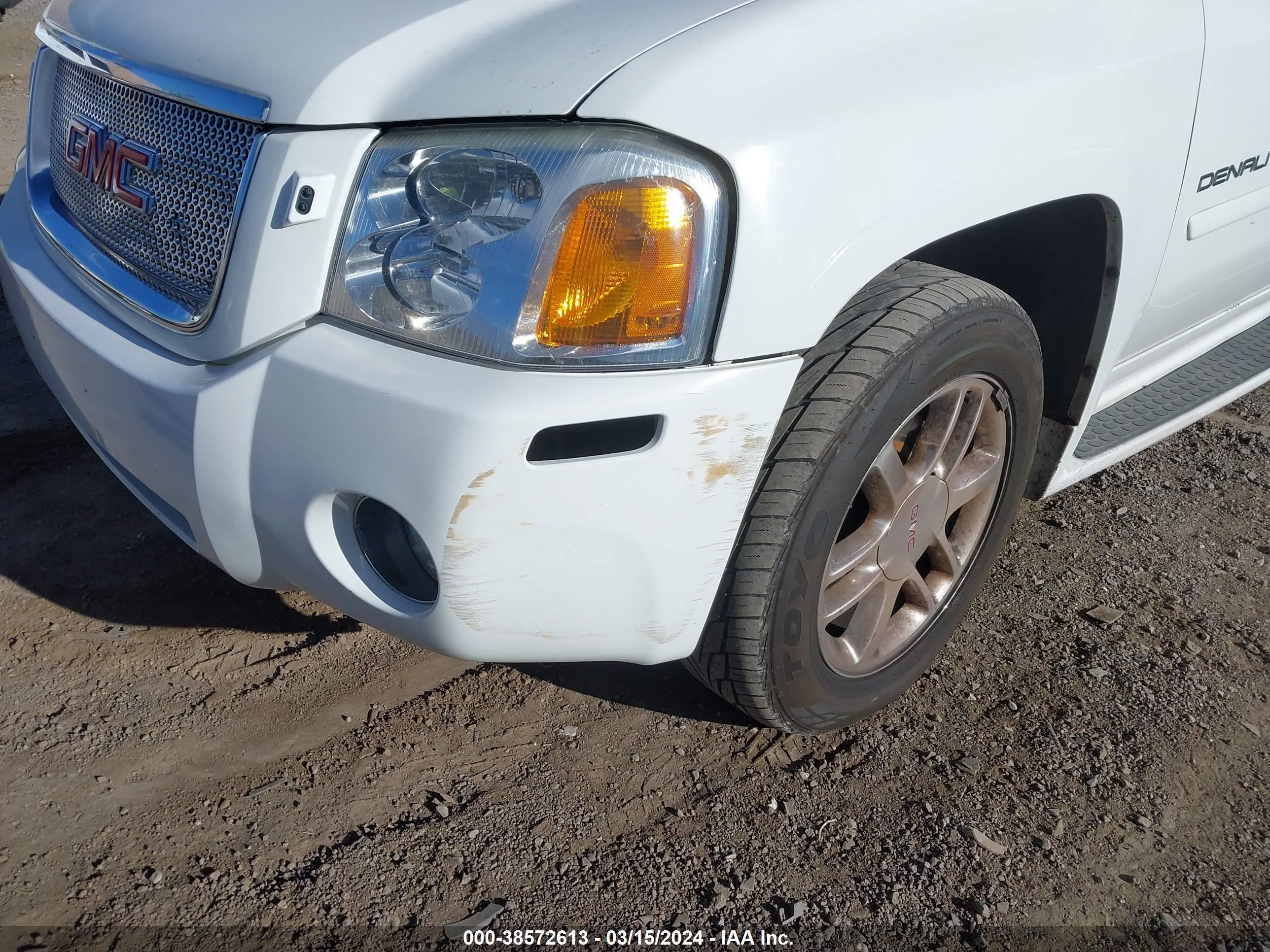 Photo 5 VIN: 1GKET66M966142528 - GMC ENVOY 