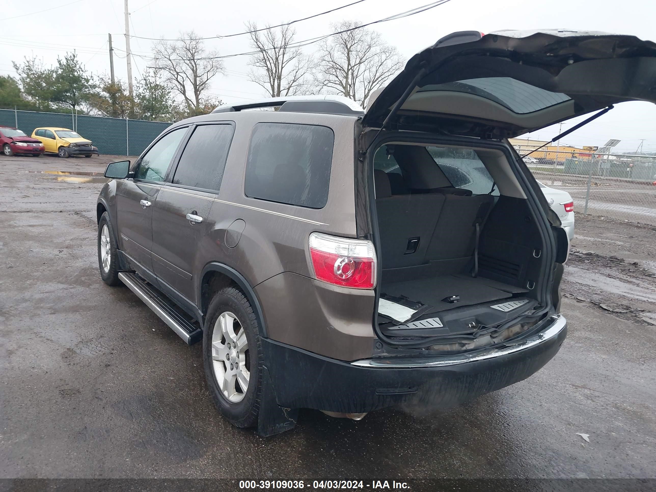 Photo 2 VIN: 1GKEV13788J120242 - GMC ACADIA 