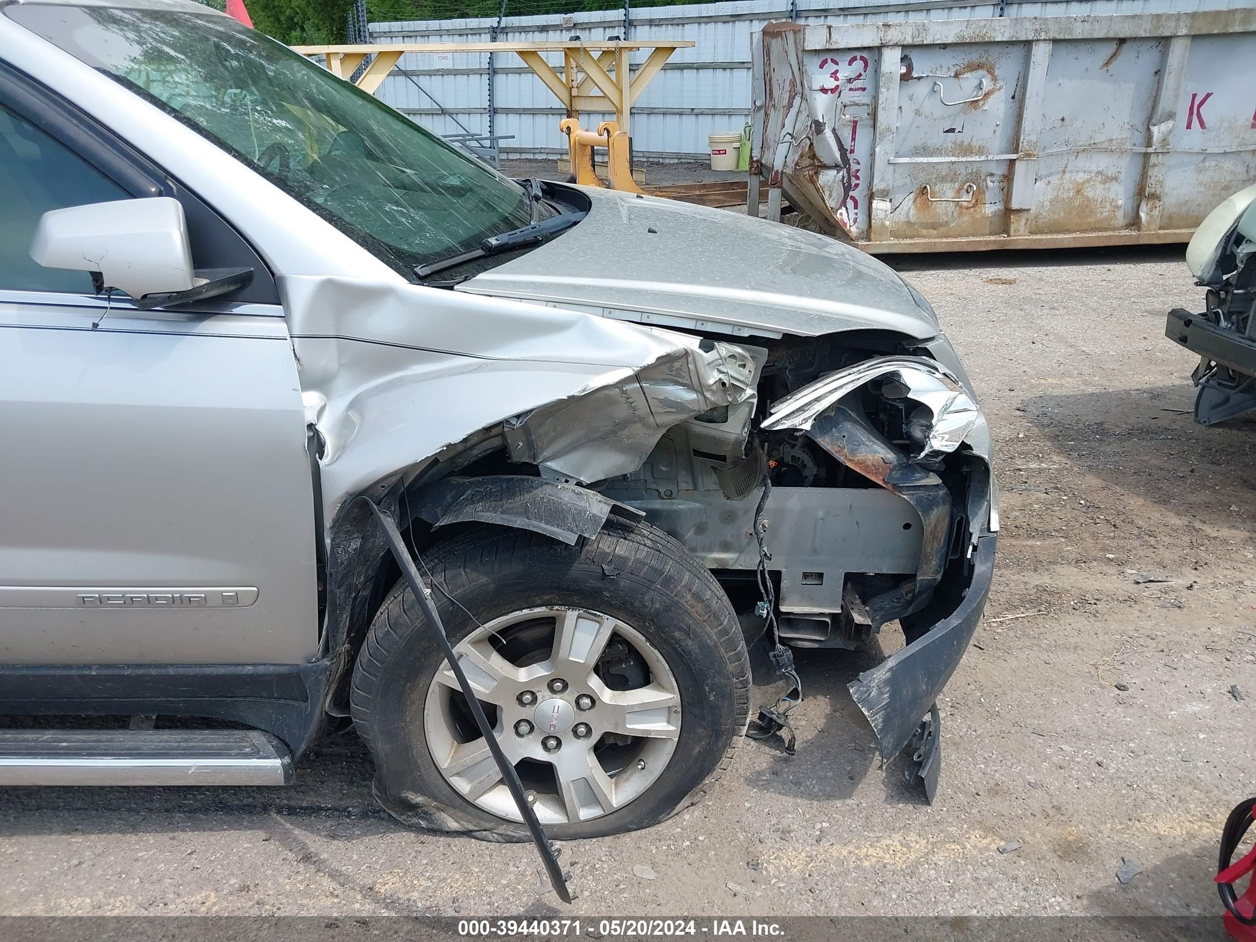 Photo 11 VIN: 1GKEV23748J133995 - GMC ACADIA 