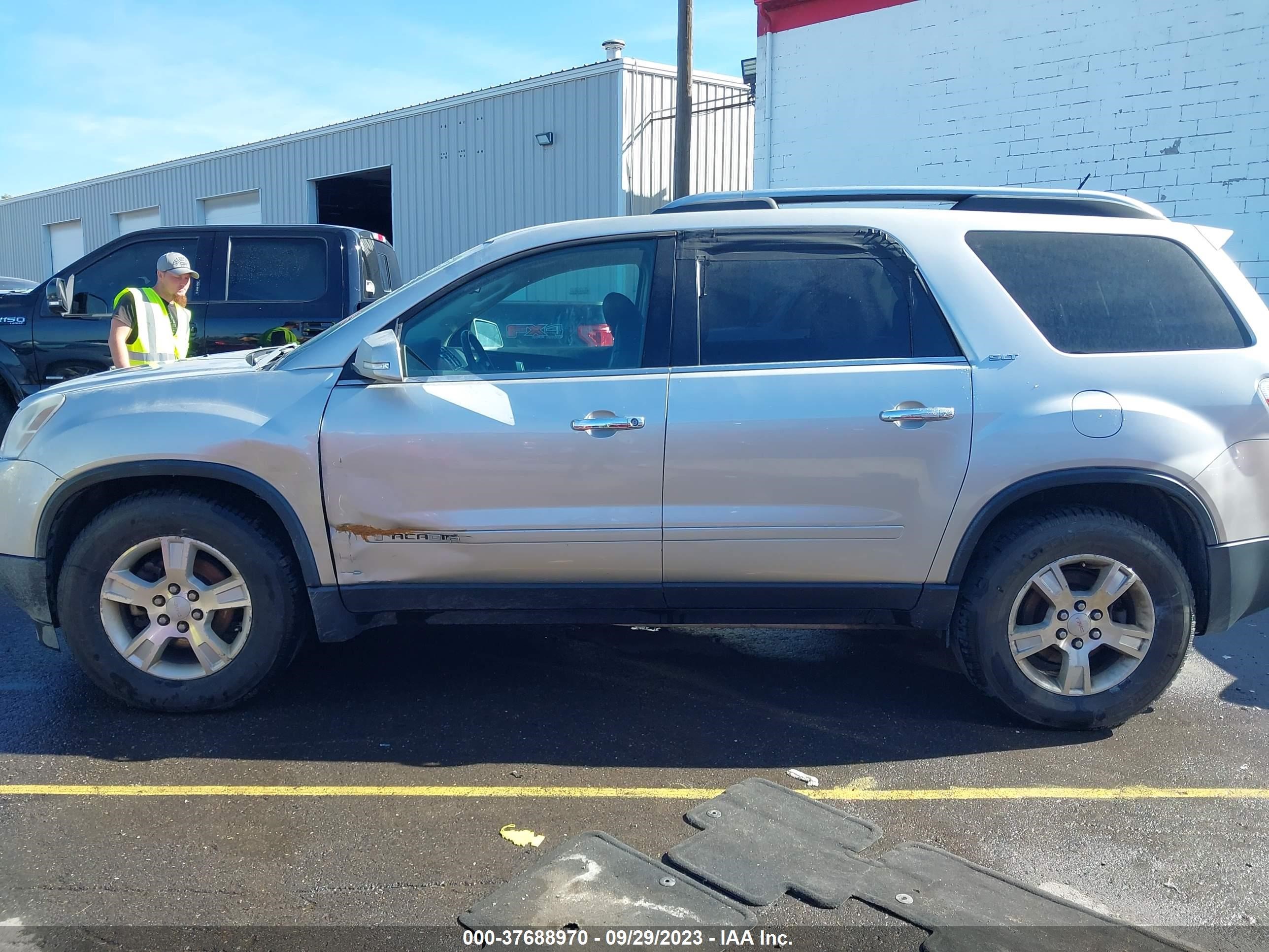 Photo 13 VIN: 1GKEV23767J169752 - GMC ACADIA 