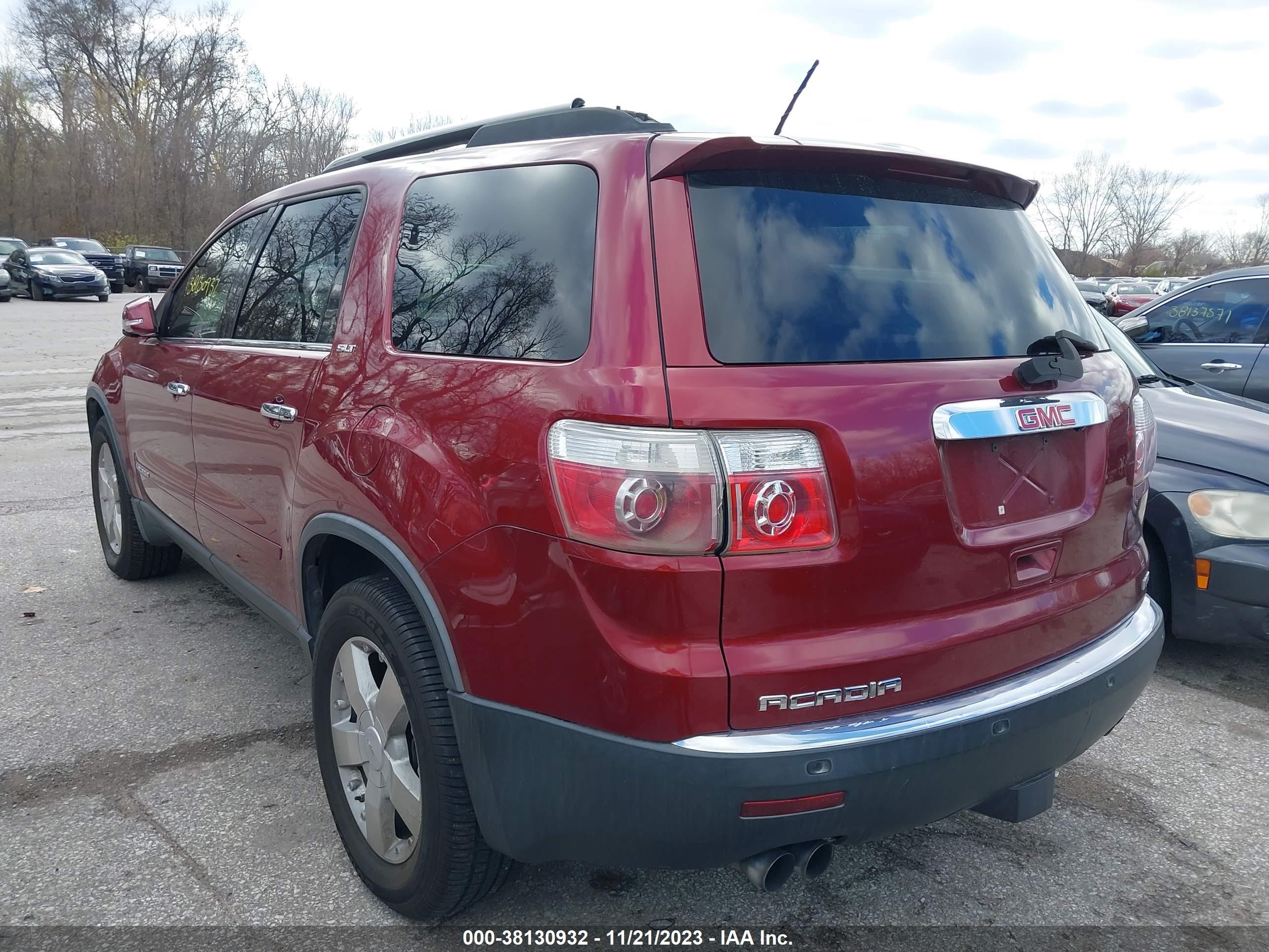 Photo 2 VIN: 1GKEV33788J220031 - GMC ACADIA 