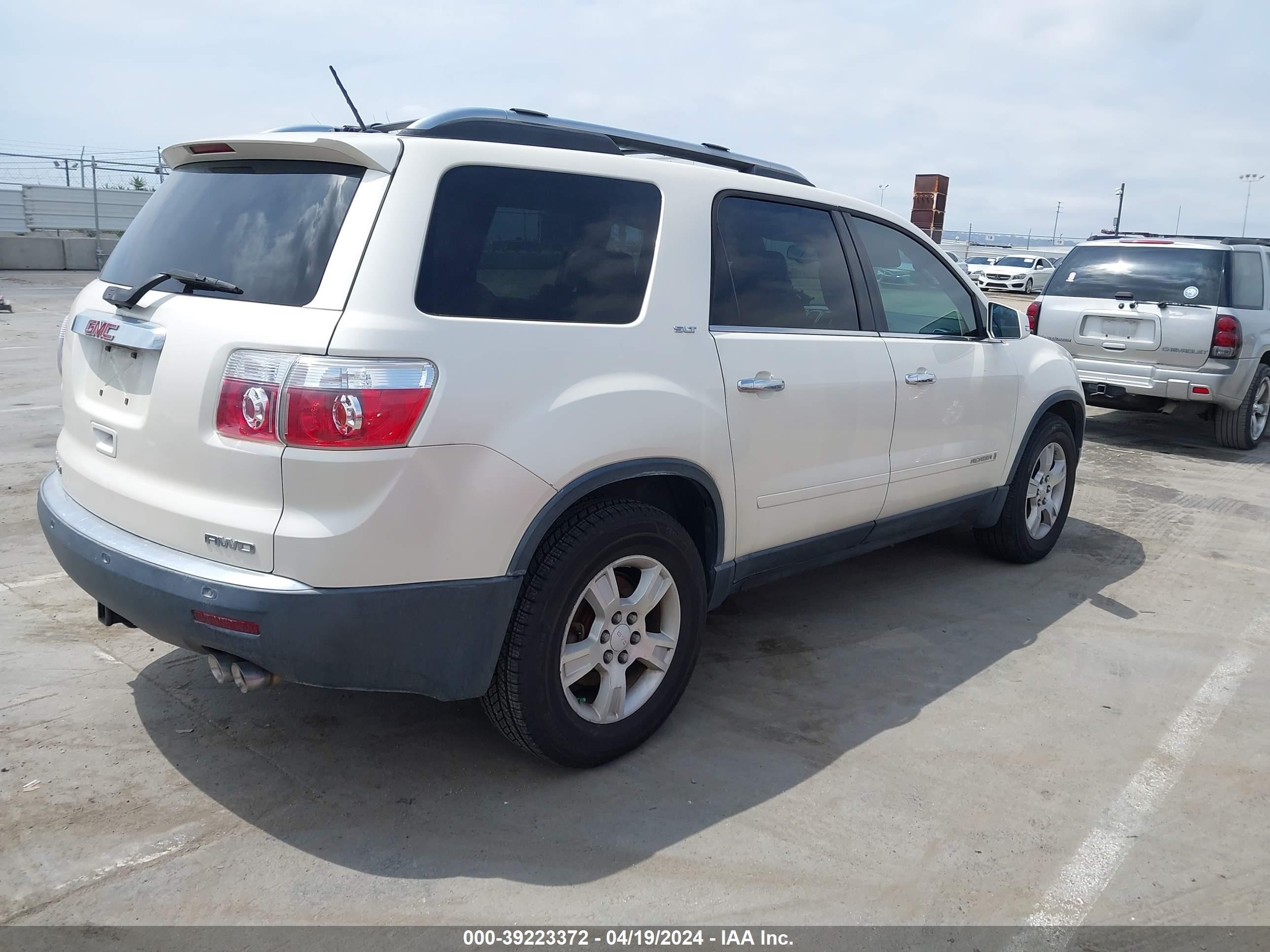 Photo 3 VIN: 1GKEV337X8J194287 - GMC ACADIA 