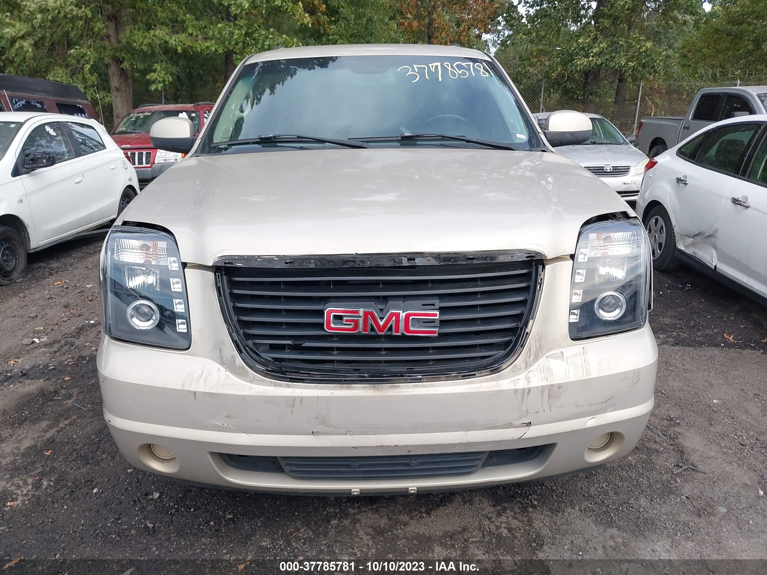 Photo 5 VIN: 1GKFC13007J212005 - GMC YUKON 