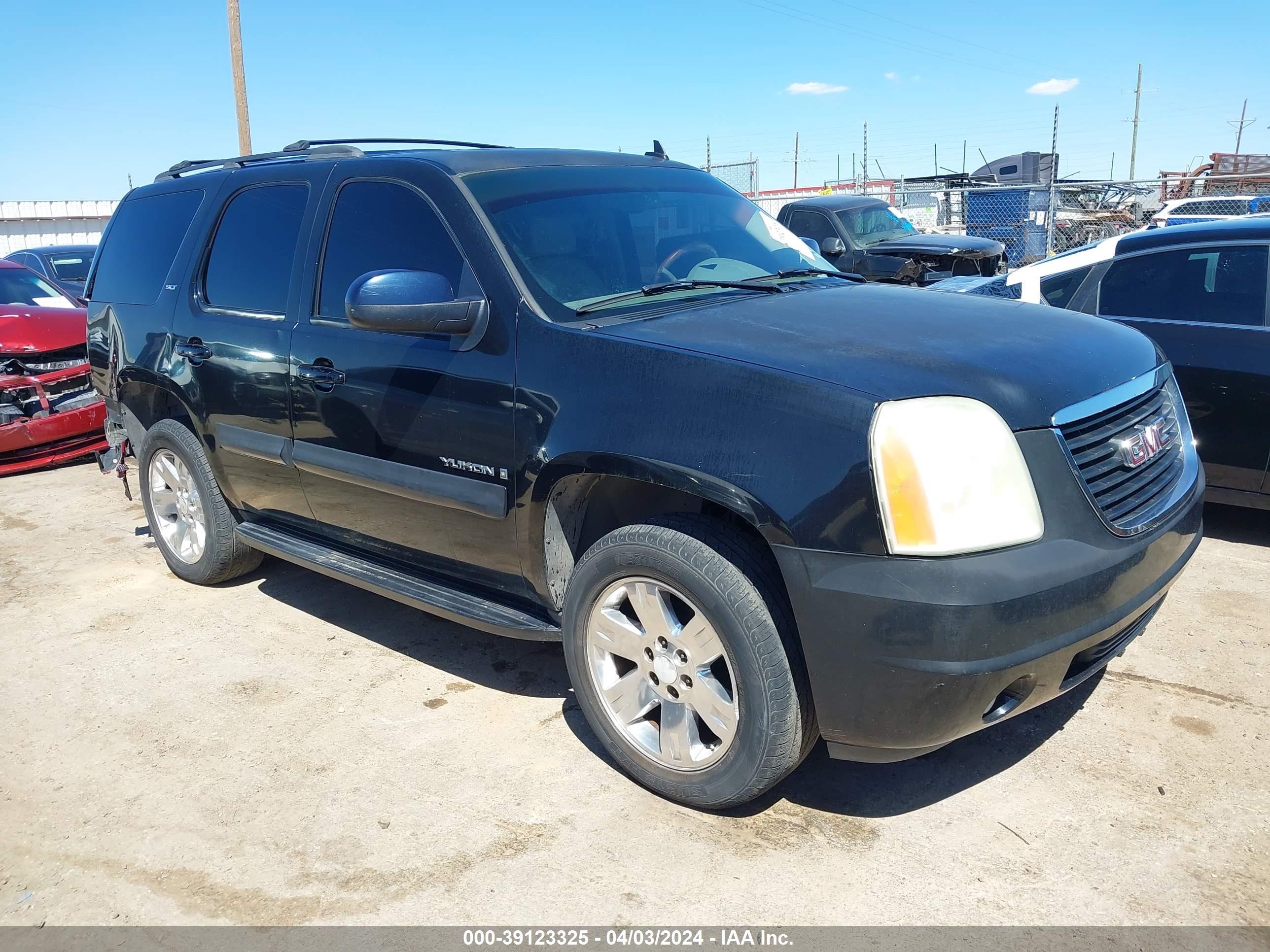 Photo 0 VIN: 1GKFC13007R177581 - GMC YUKON 