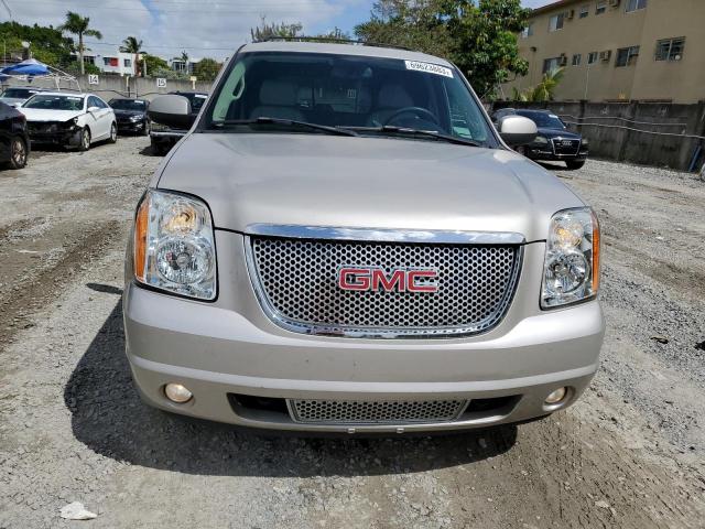 Photo 4 VIN: 1GKFC13018R126009 - GMC YUKON 