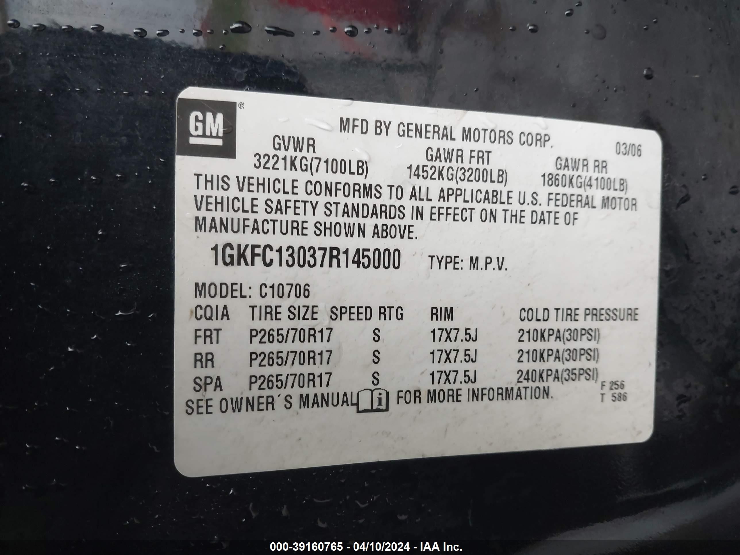 Photo 8 VIN: 1GKFC13037R145000 - GMC YUKON 