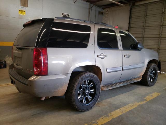 Photo 2 VIN: 1GKFC13047R390016 - GMC YUKON 