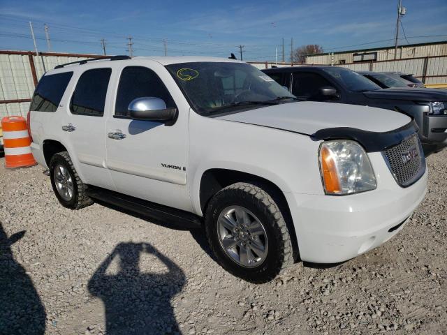 Photo 3 VIN: 1GKFC13048R168934 - GMC YUKON 