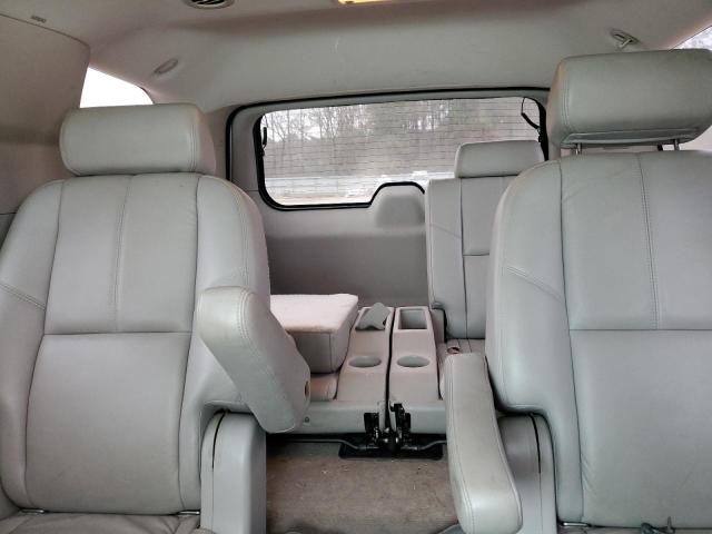 Photo 9 VIN: 1GKFC13048R251179 - GMC YUKON 