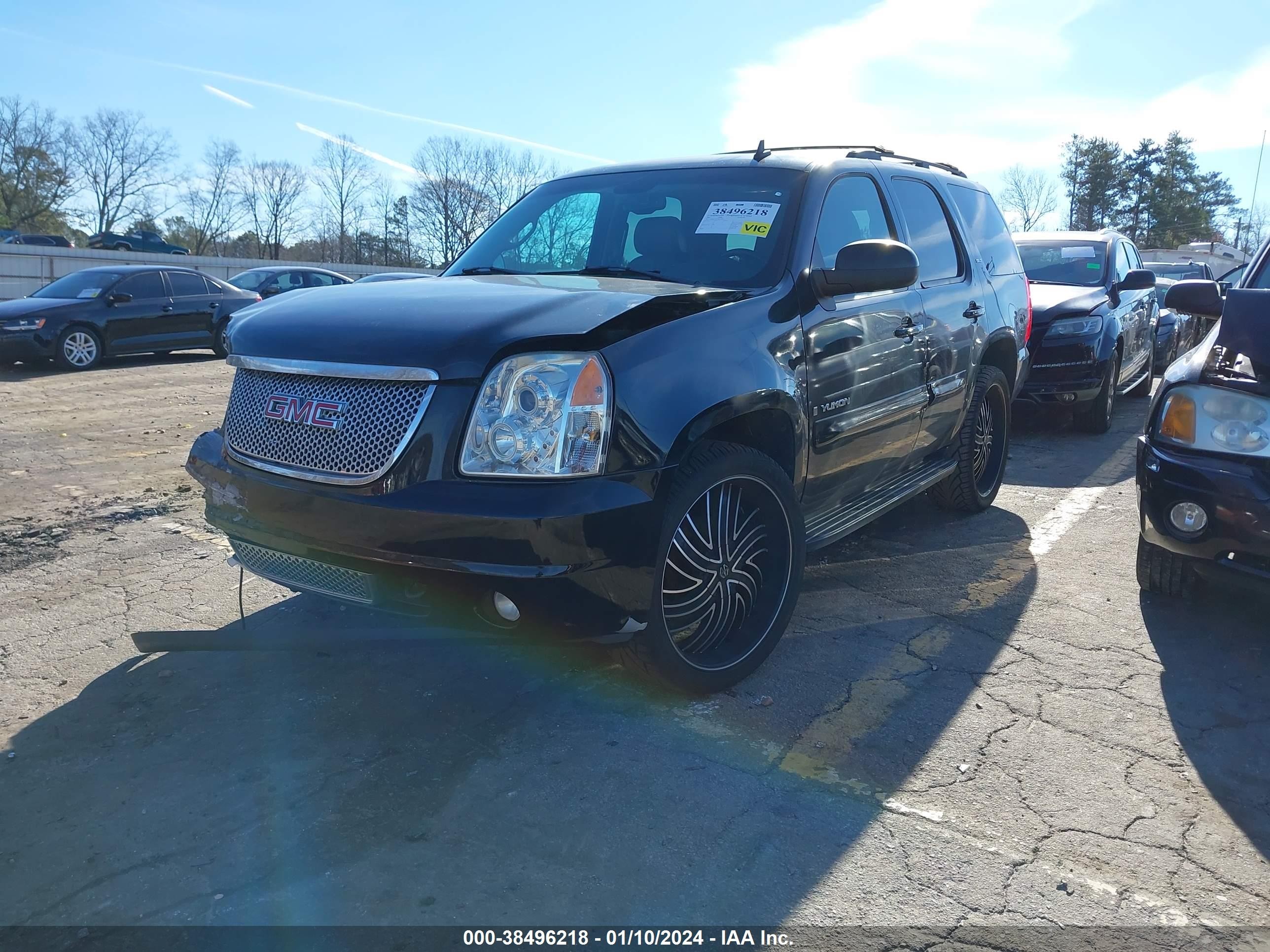 Photo 1 VIN: 1GKFC13057R422634 - GMC YUKON 