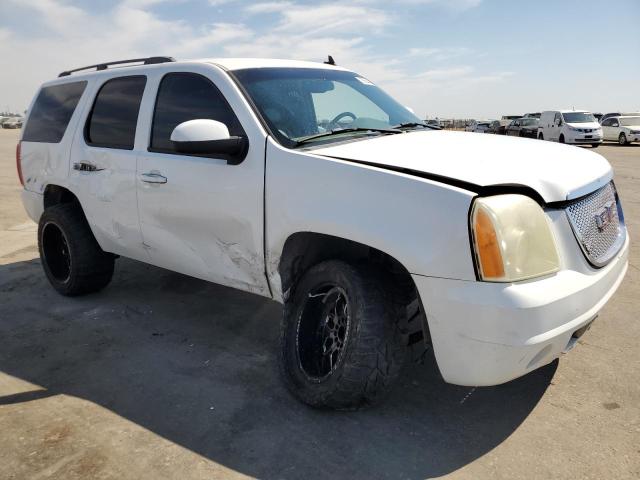 Photo 3 VIN: 1GKFC13067R376750 - GMC YUKON 