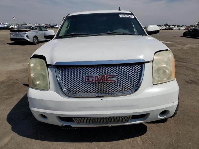 Photo 4 VIN: 1GKFC13067R376750 - GMC YUKON 