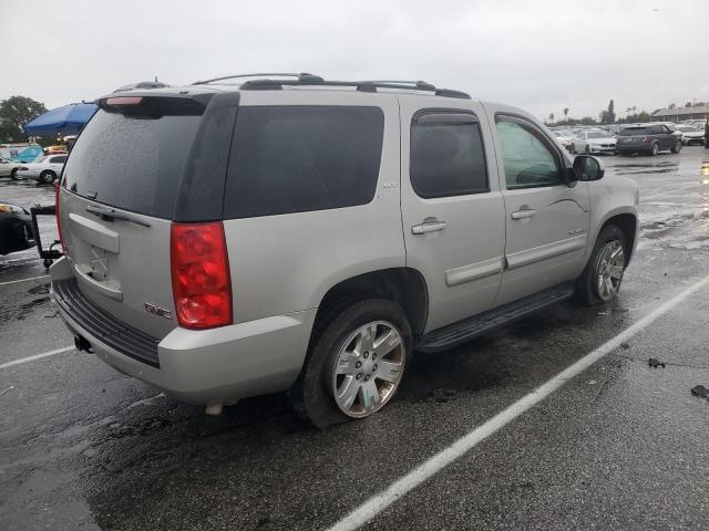 Photo 2 VIN: 1GKFC13077J382250 - GMC YUKON 