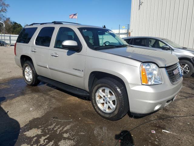 Photo 3 VIN: 1GKFC130X7R286324 - GMC YUKON 