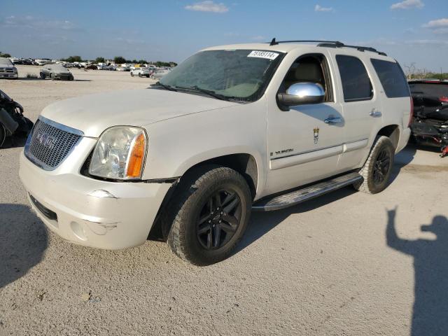 Photo 0 VIN: 1GKFC130X8R222446 - GMC YUKON 