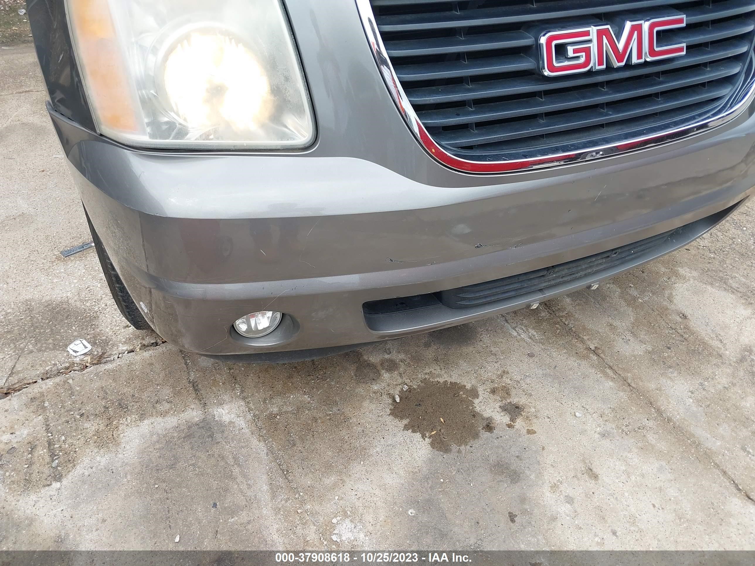 Photo 5 VIN: 1GKFC13C57R353177 - GMC YUKON 